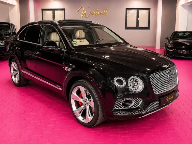 Bentley Bentayga 4.0 V8, 2 Hand, Inspektion neu