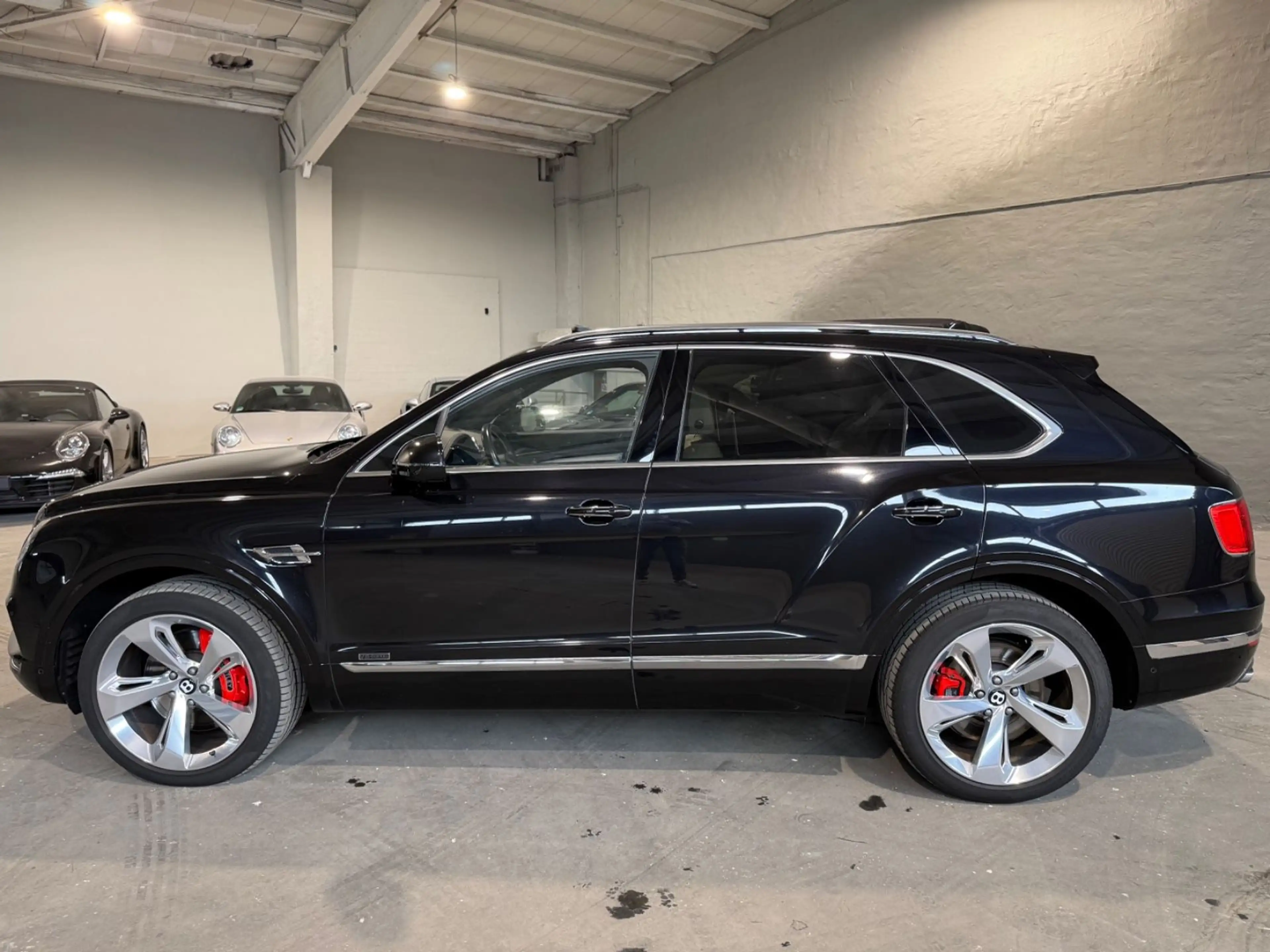 Bentley Bentayga 4.0 V8, 2 Hand — photo 5