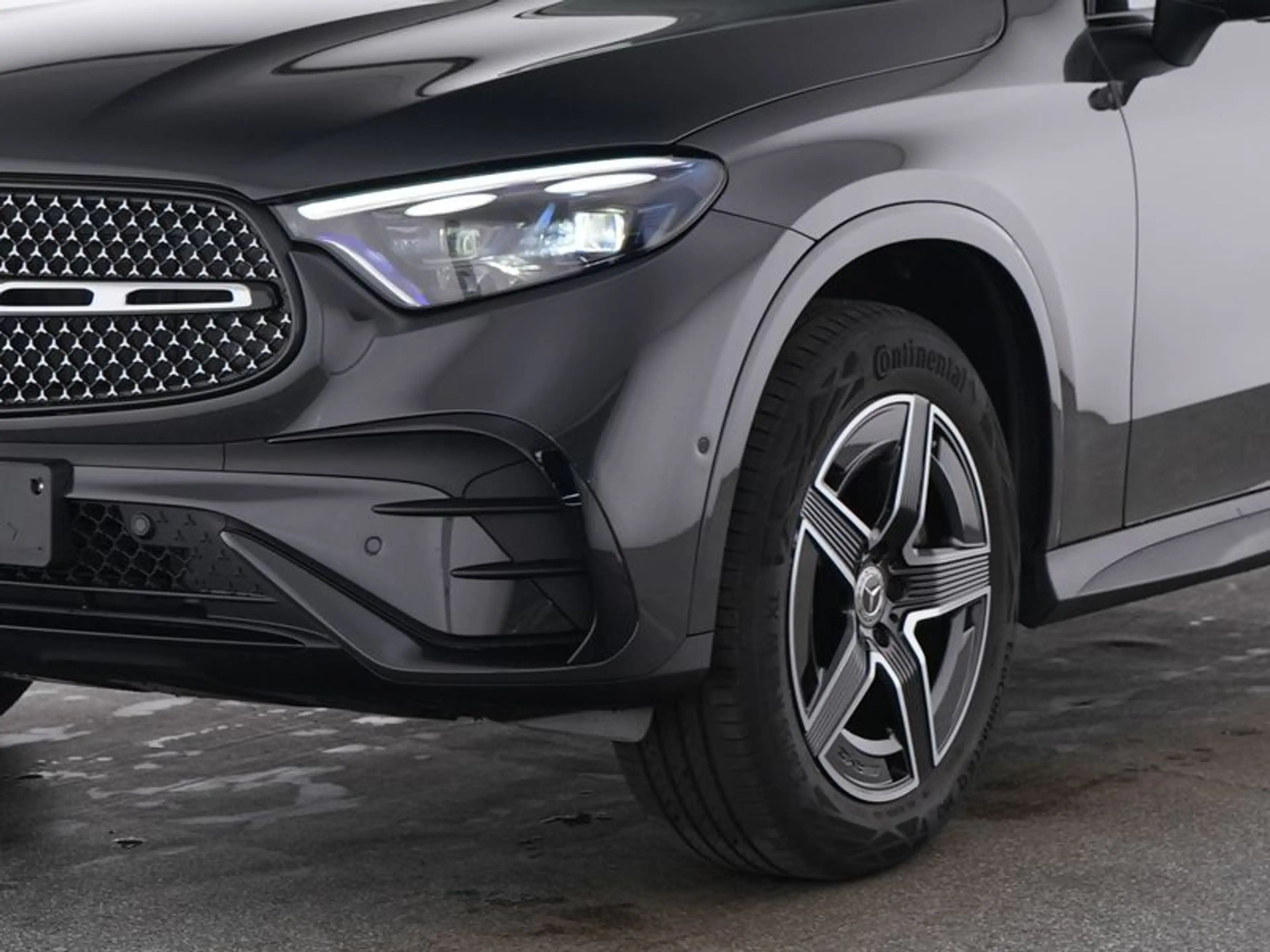 Mercedes-Benz GLC 300 de 4M AMG-Sport/Pano/HUD/AHK/Night/Nappa — photo 4