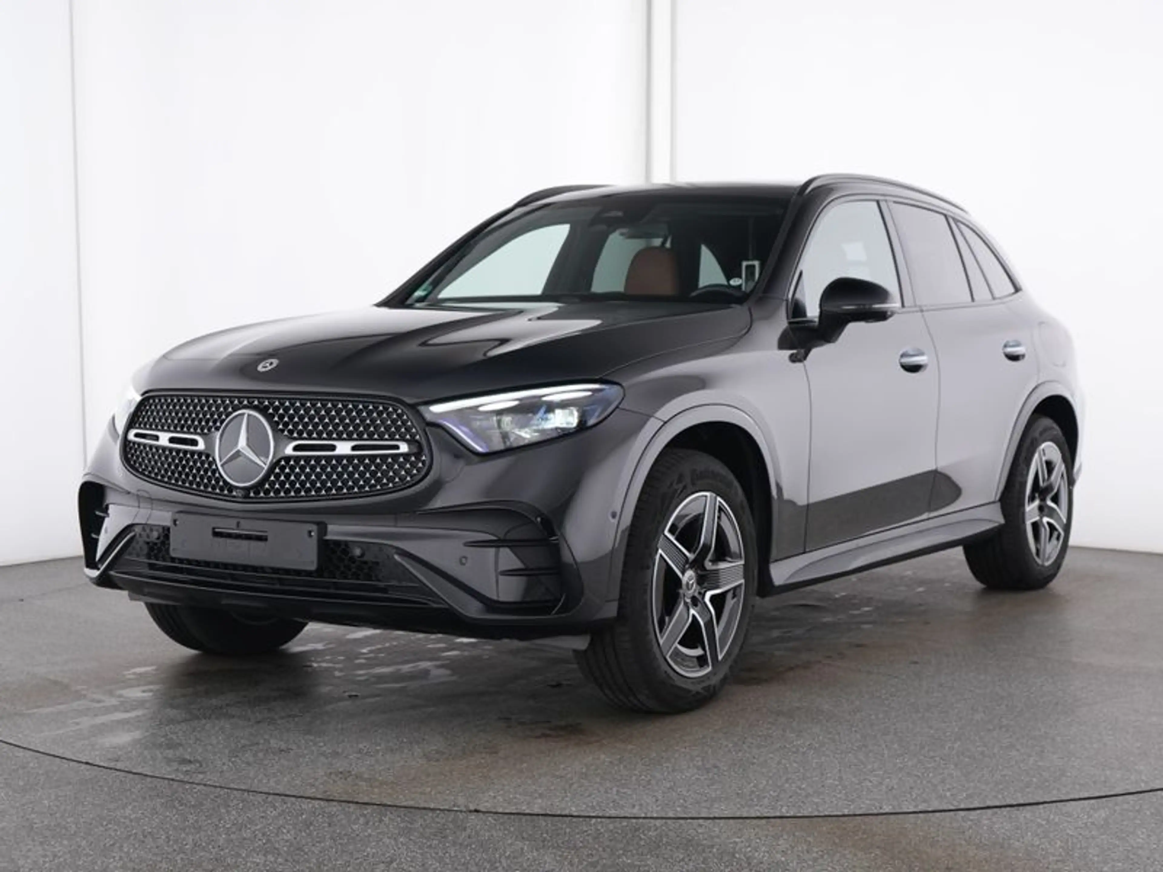 Mercedes-Benz GLC 300 de 4M AMG-Sport/Pano/HUD/AHK/Night/Nappa — photo 2
