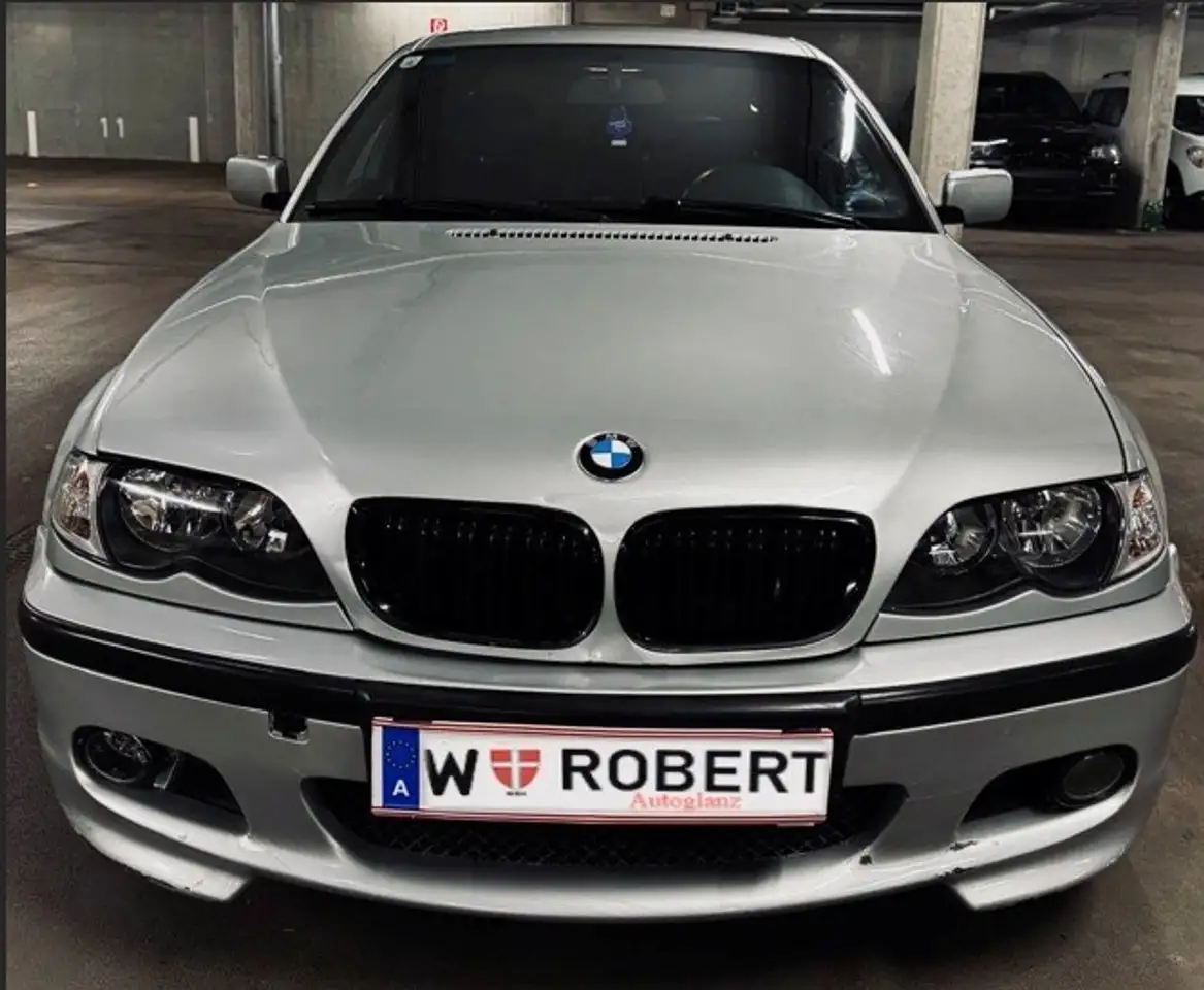BMW 330