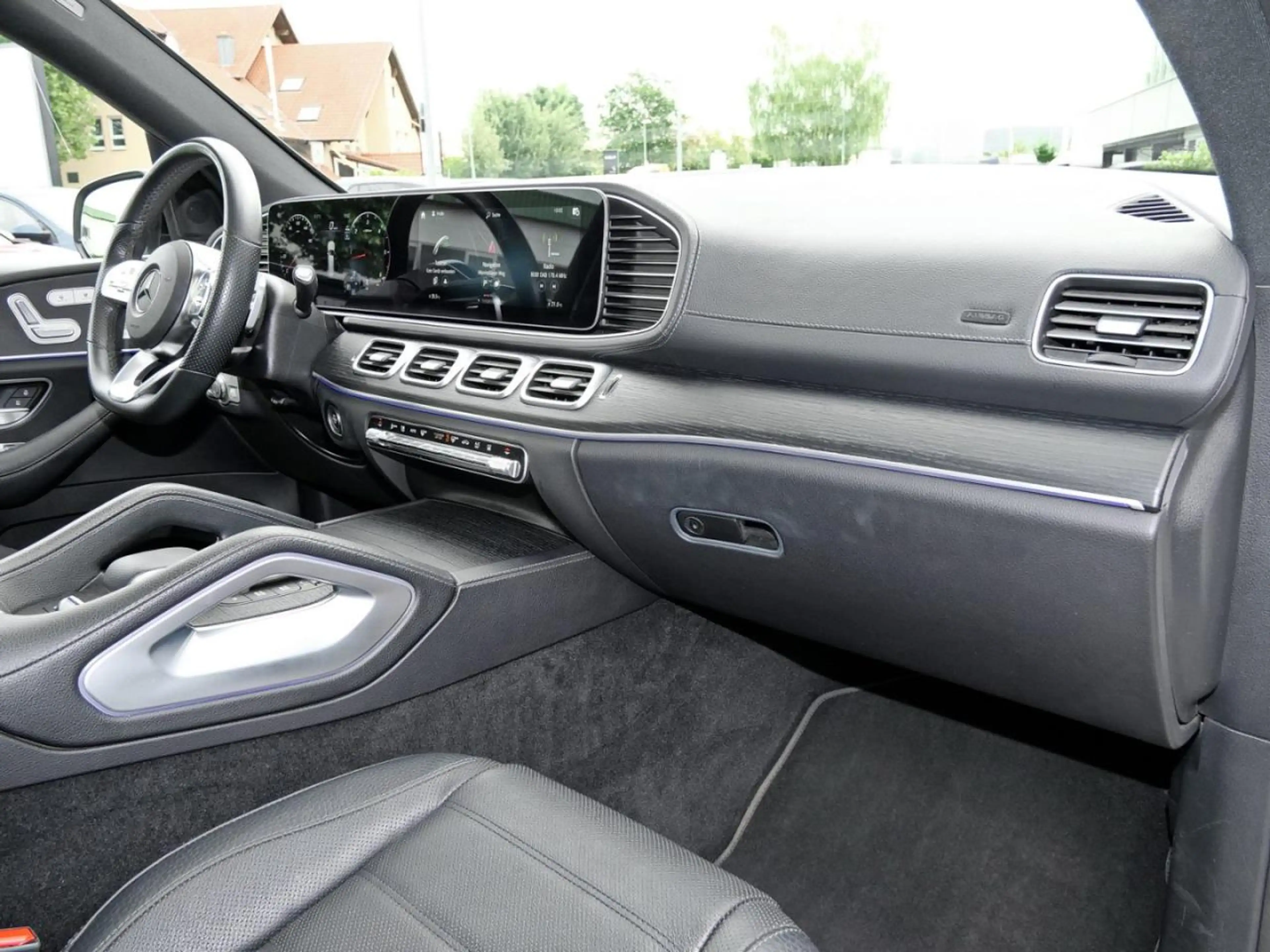 Mercedes-Benz GLS 400 d 4M AMG Night Panorama Standhzg 360° — photo 7