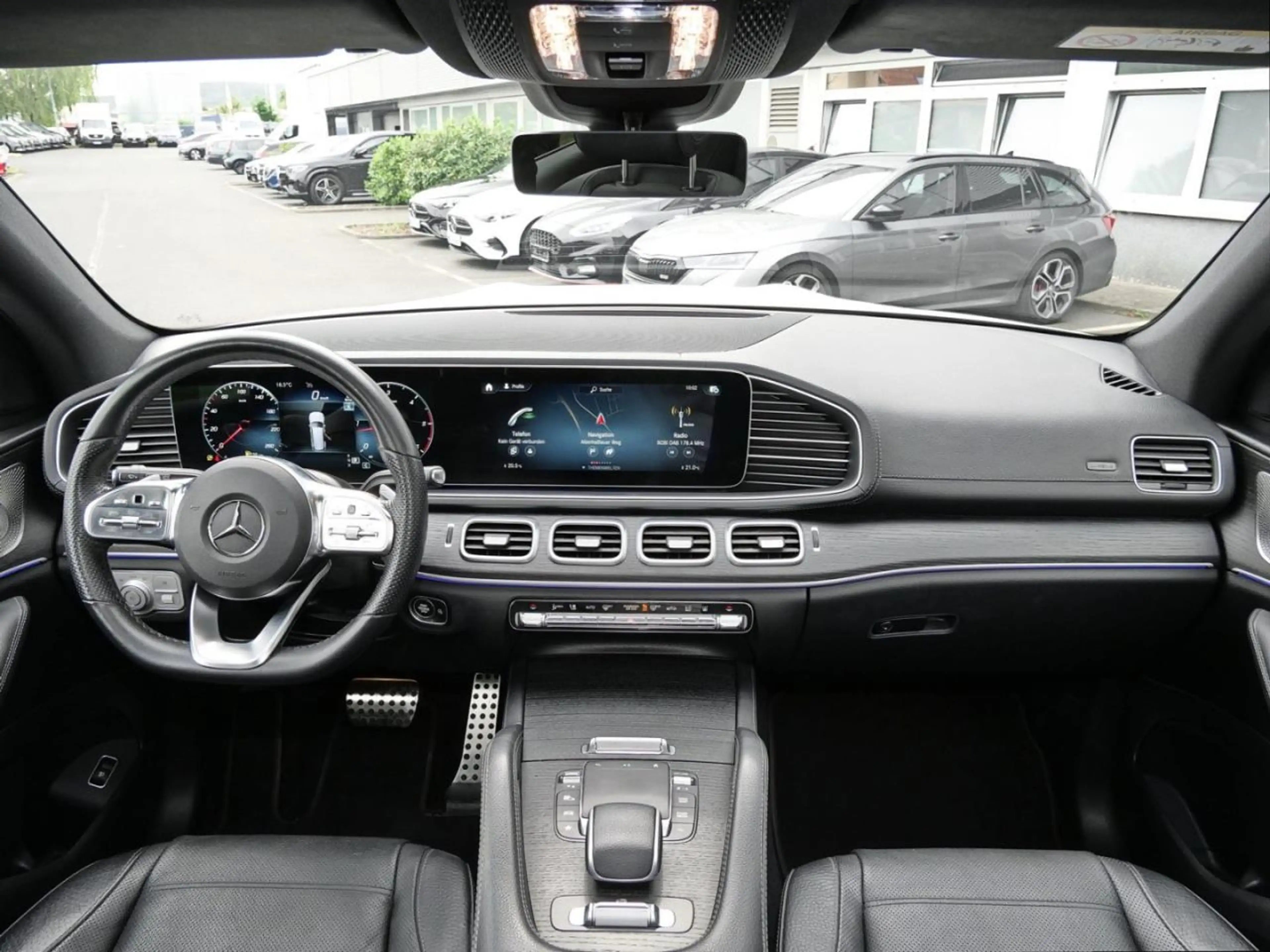 Mercedes-Benz GLS 400 d 4M AMG Night Panorama Standhzg 360° — photo 12
