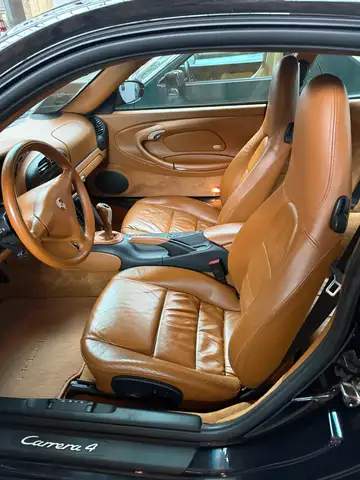 Porsche 996 view 8