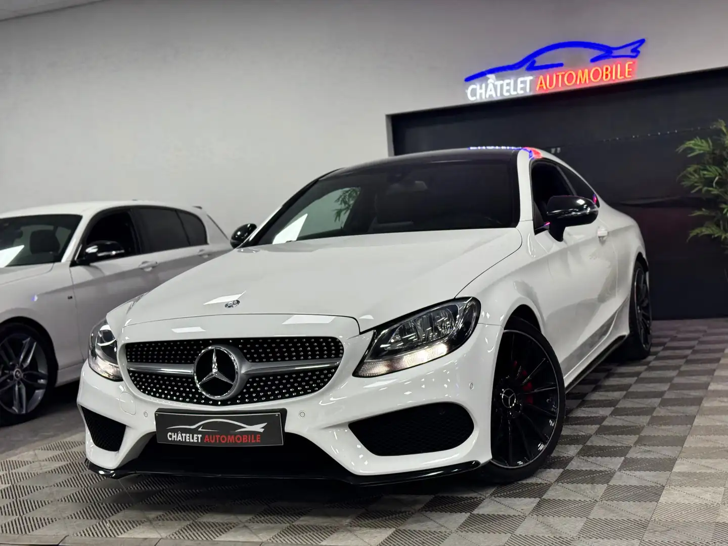 Mercedes-Benz C 180 Pack Amg état neuf Garantie 12 mois Blanco - 1