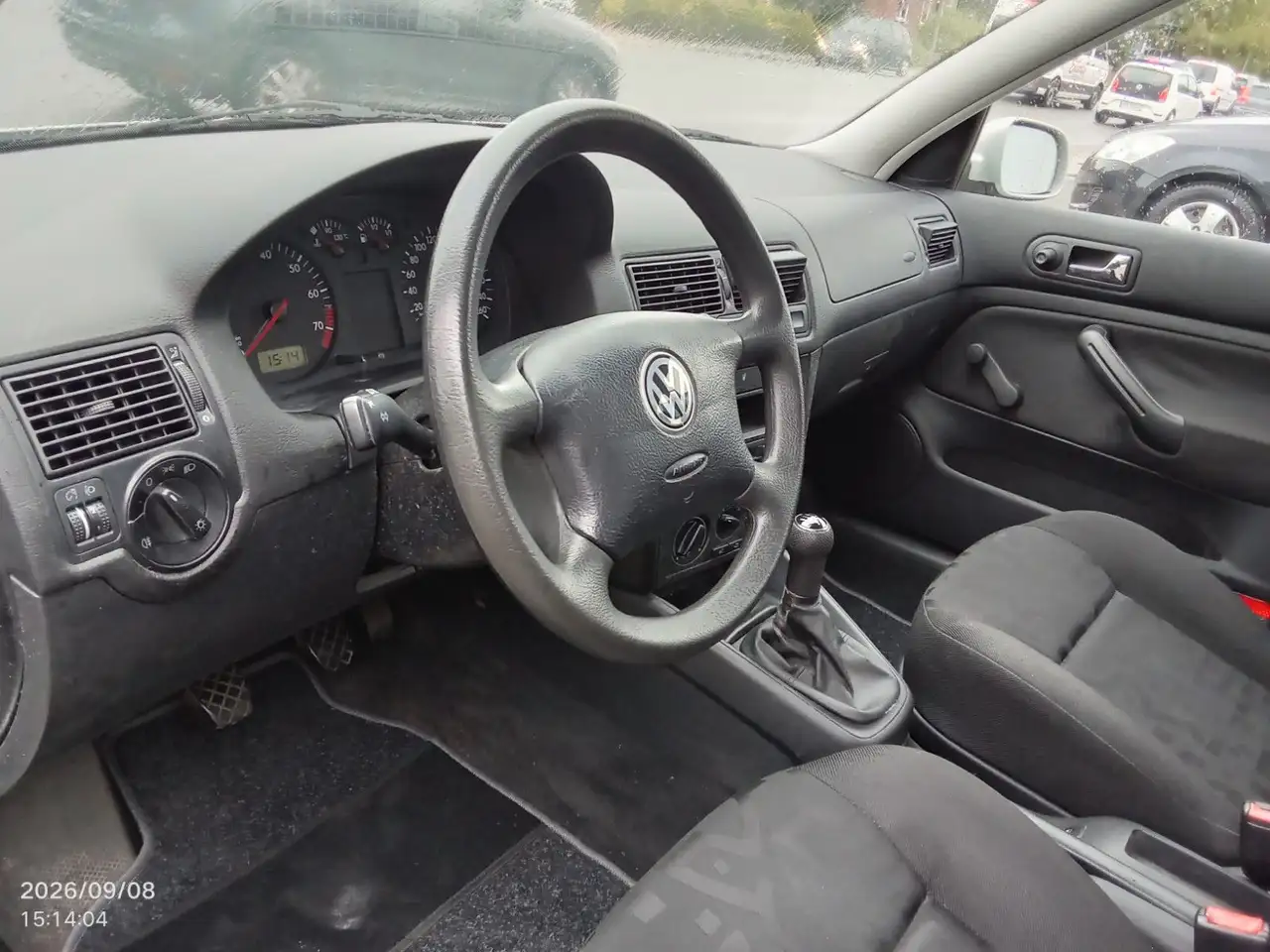 Volkswagen Golf 1.6 Trendline, TÜV NEU, 1 J. GEWÄHRLEISTUNG, foto 10