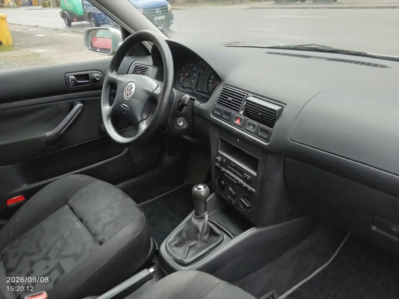 Volkswagen Golf 1.6 Trendline, TÜV NEU, 1 J. GEWÄHRLEISTUNG, foto 12