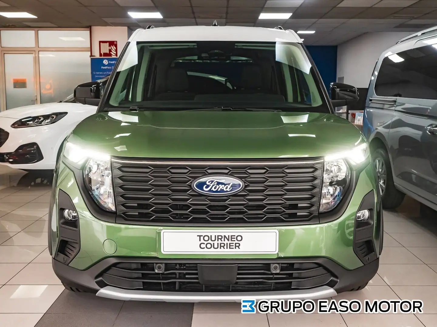 Ford Tourneo Courier 1.0 Ecoboost Active Verde - 2