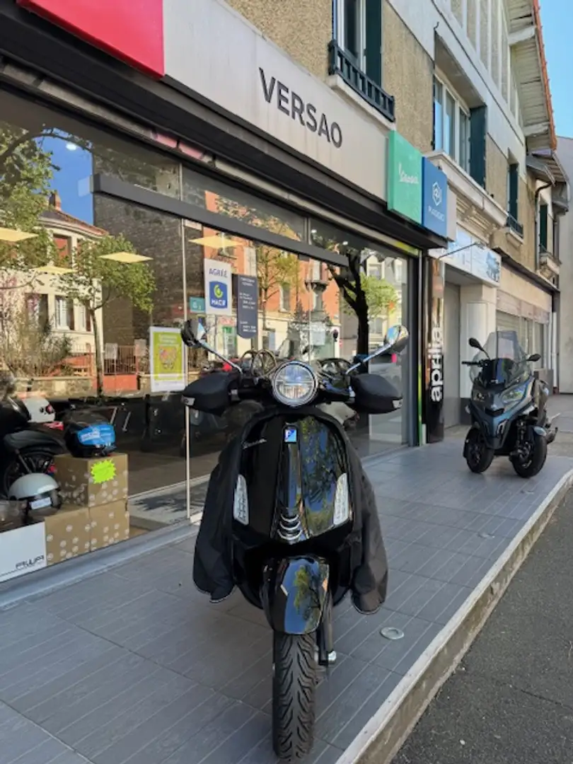 Vespa Primavera Negro - 2