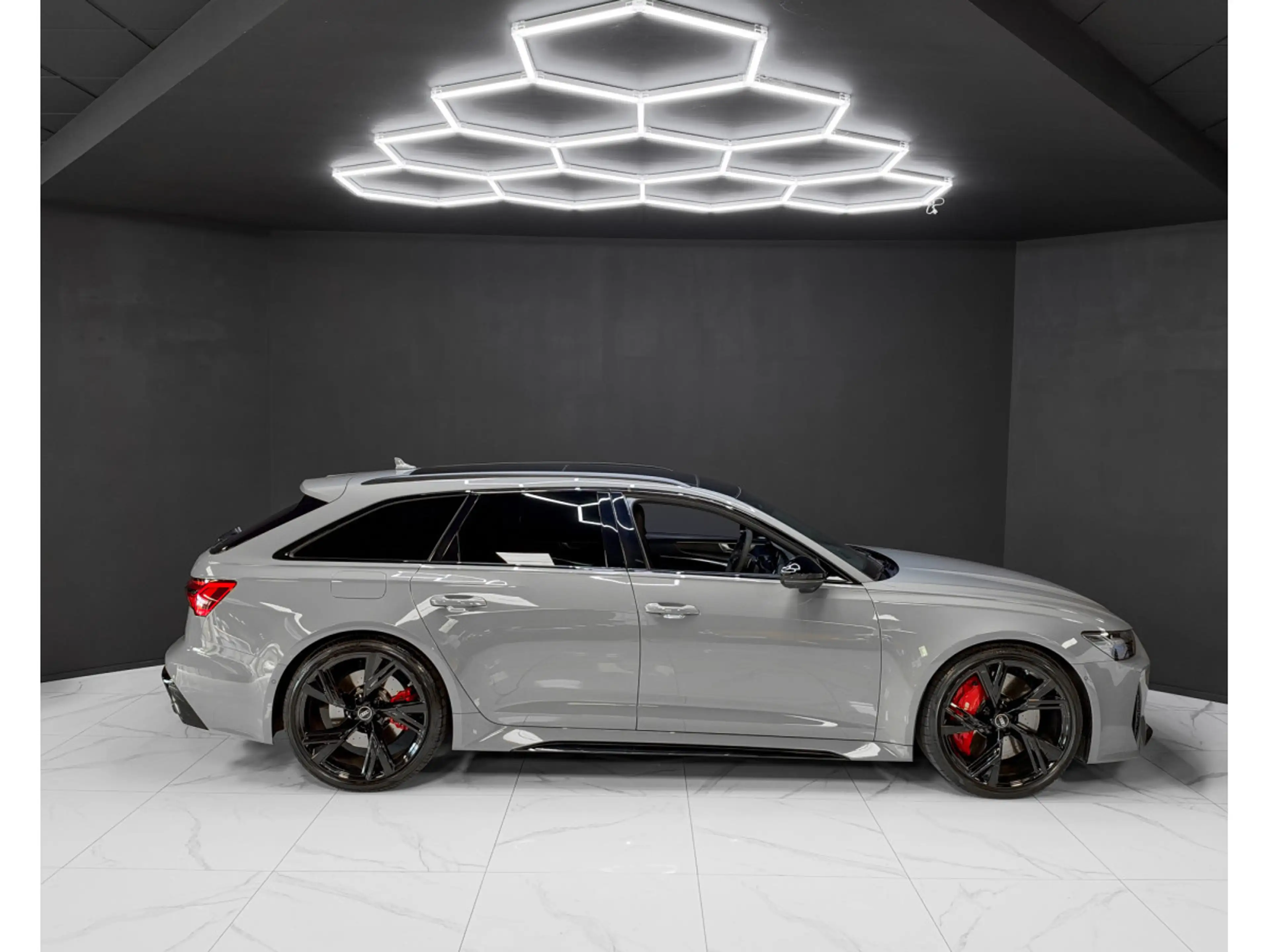 Audi RS6 Avant 4.0 V8 TFSI - Audi warranty - Full service — photo 6