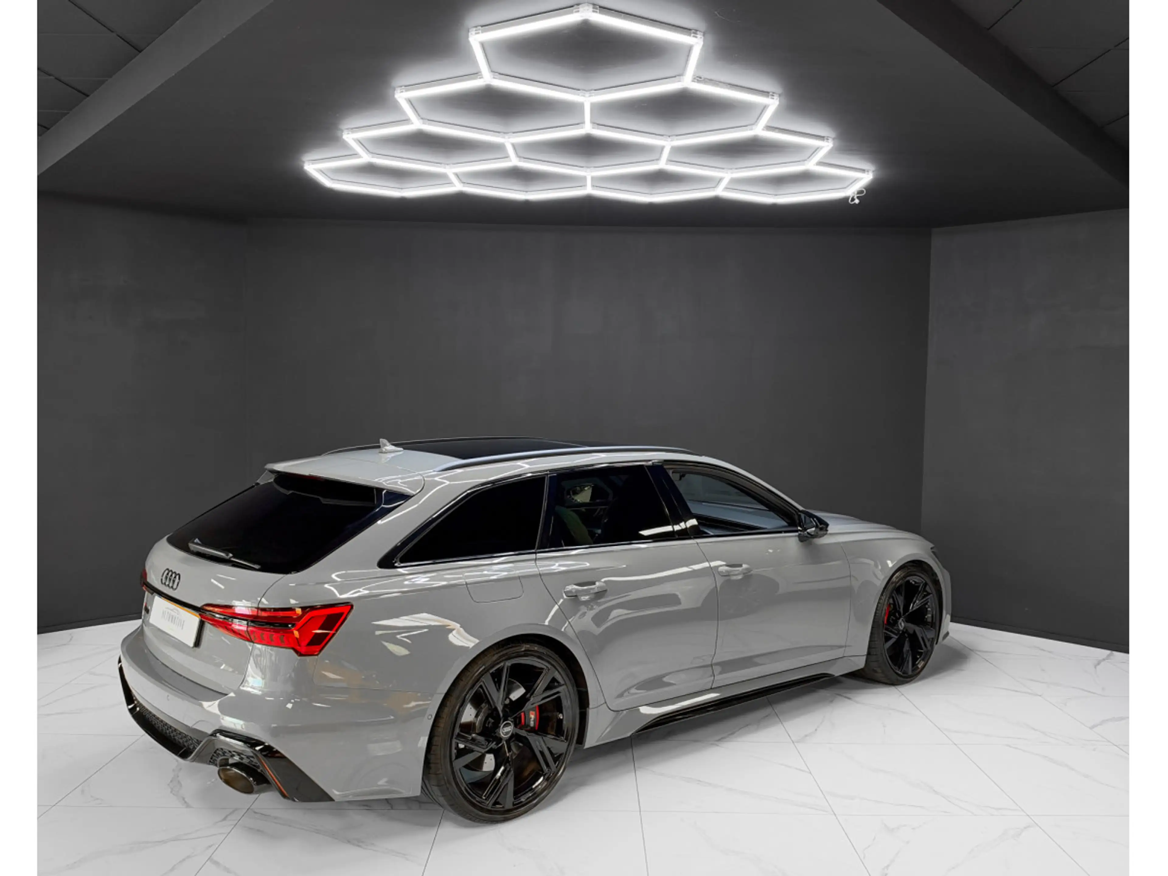 Audi RS6 Avant 4.0 V8 TFSI - Audi warranty - Full service — photo 5