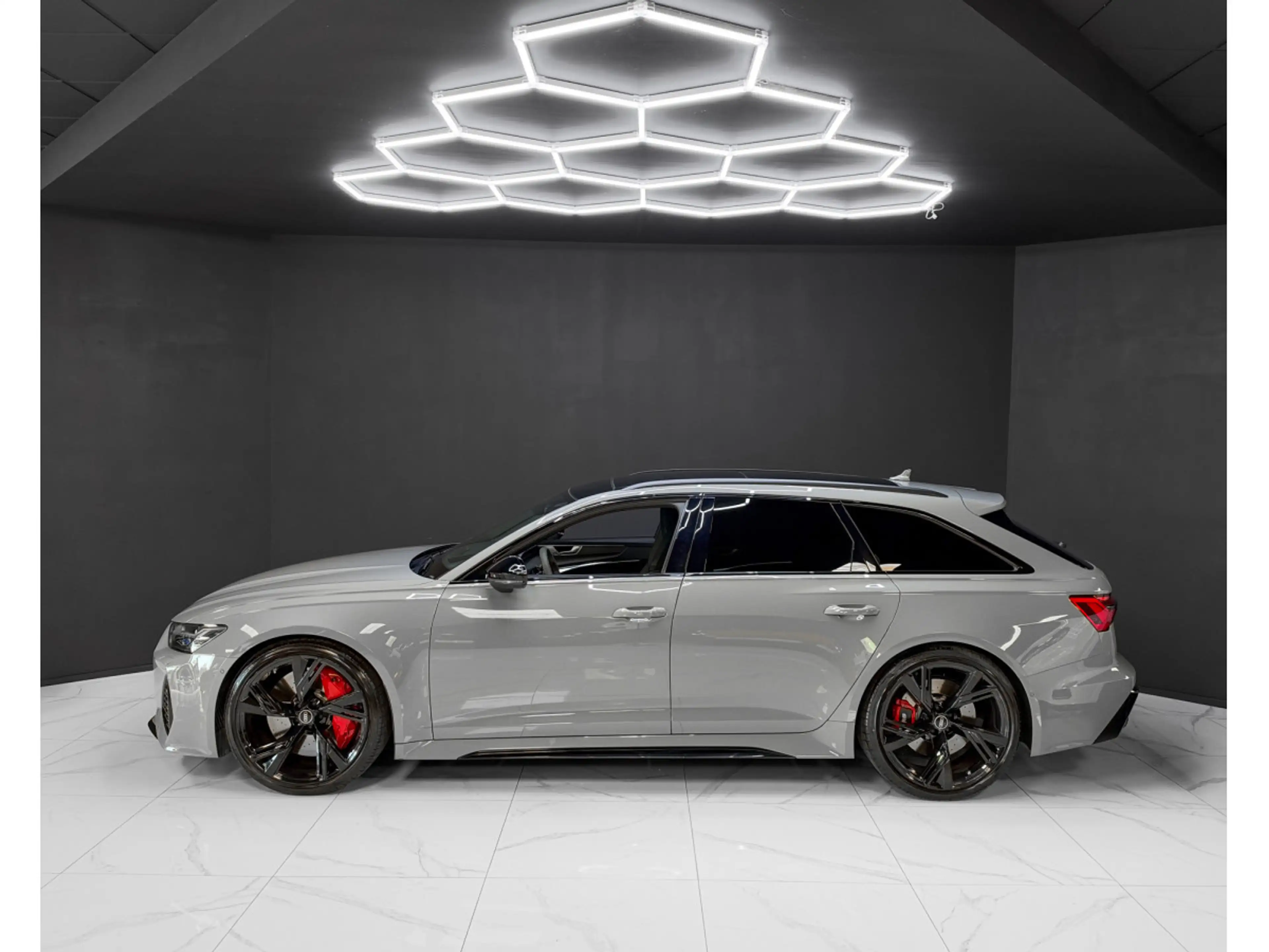 Audi RS6 Avant 4.0 V8 TFSI - Audi warranty - Full service — photo 2