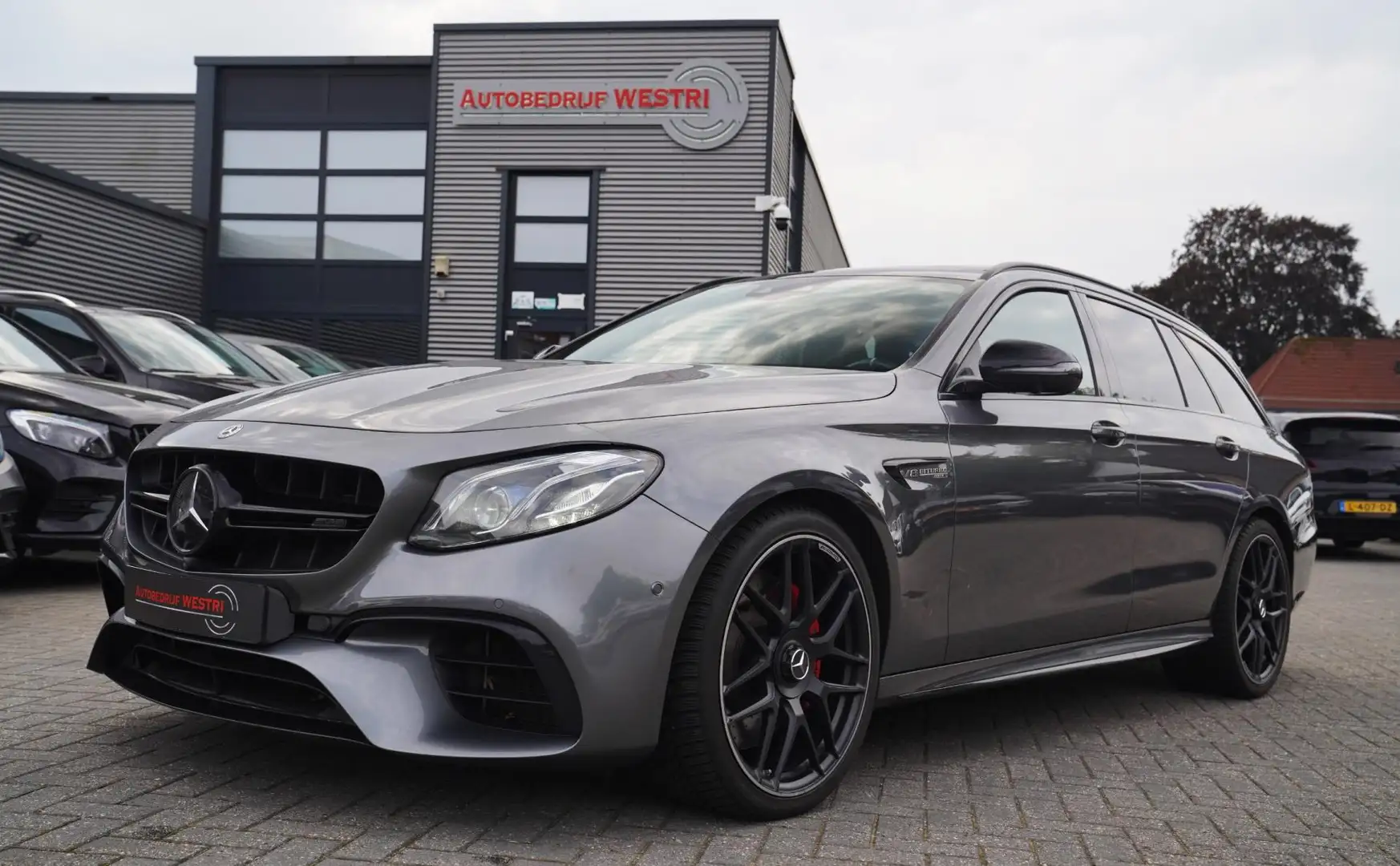Mercedes-Benz E 63 AMG Estate S 4MATIC | Full option| Panorama | Burmeste Gri - 1