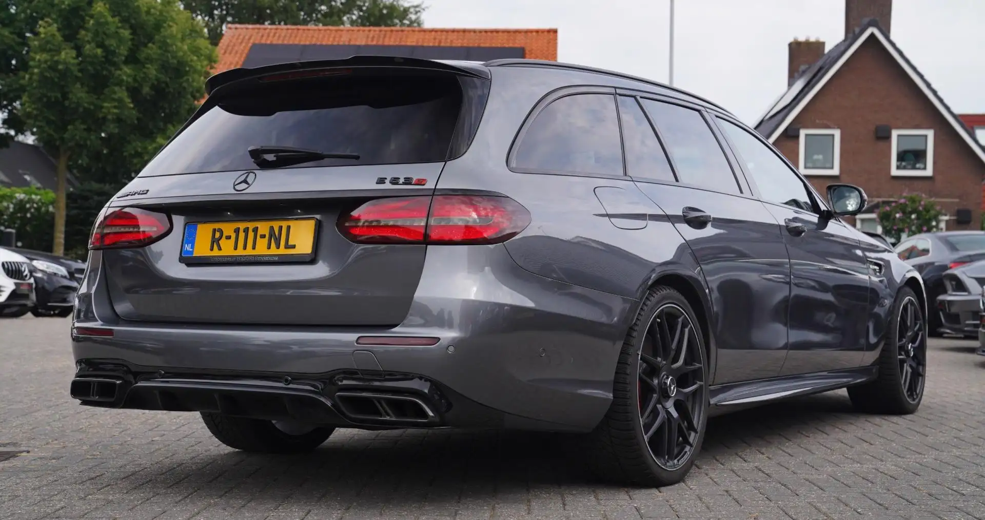 Mercedes-Benz E 63 AMG Estate S 4MATIC | Full option| Panorama | Burmeste Gri - 2