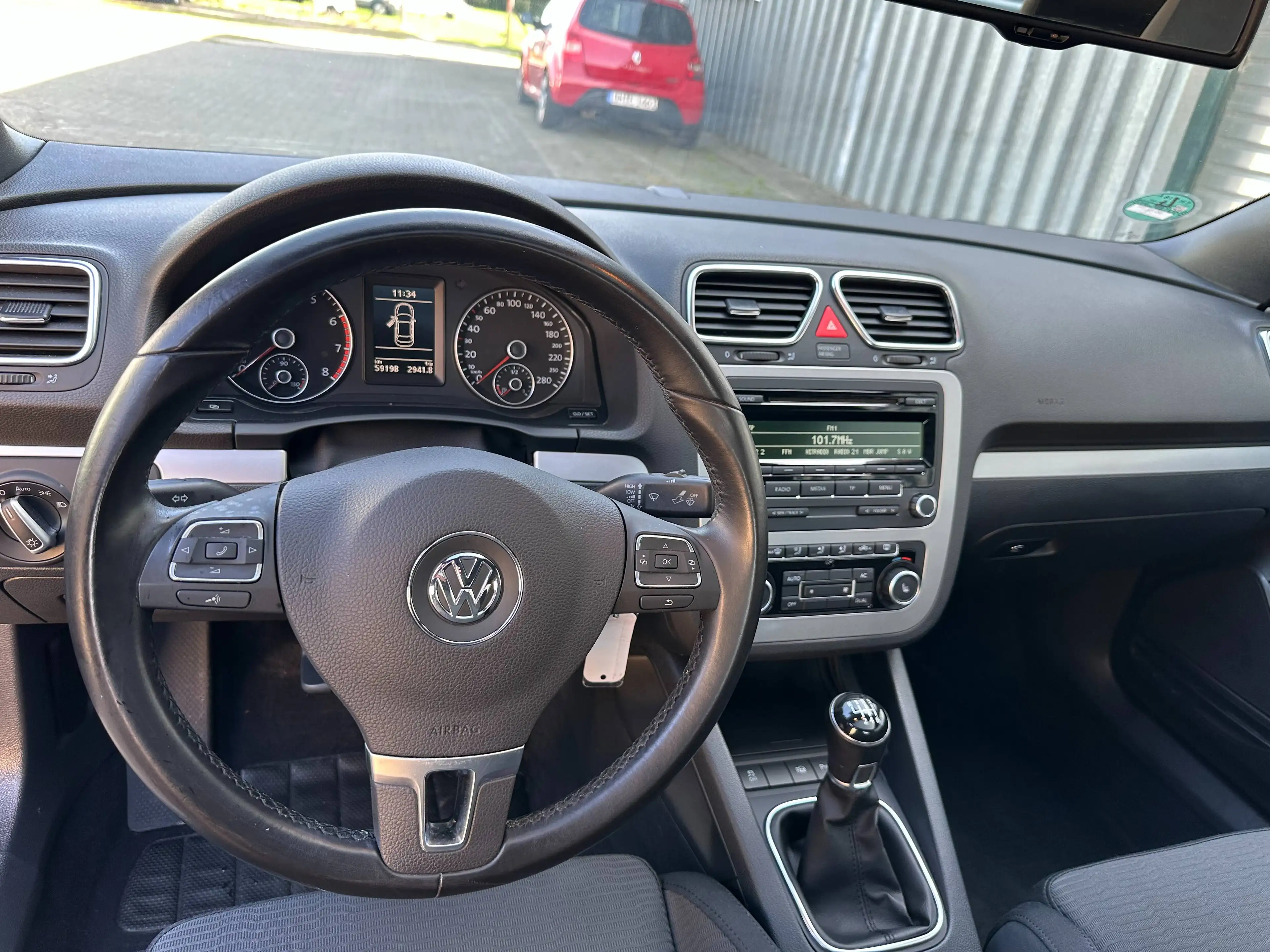 Volkswagen Eos Basis — photo 12