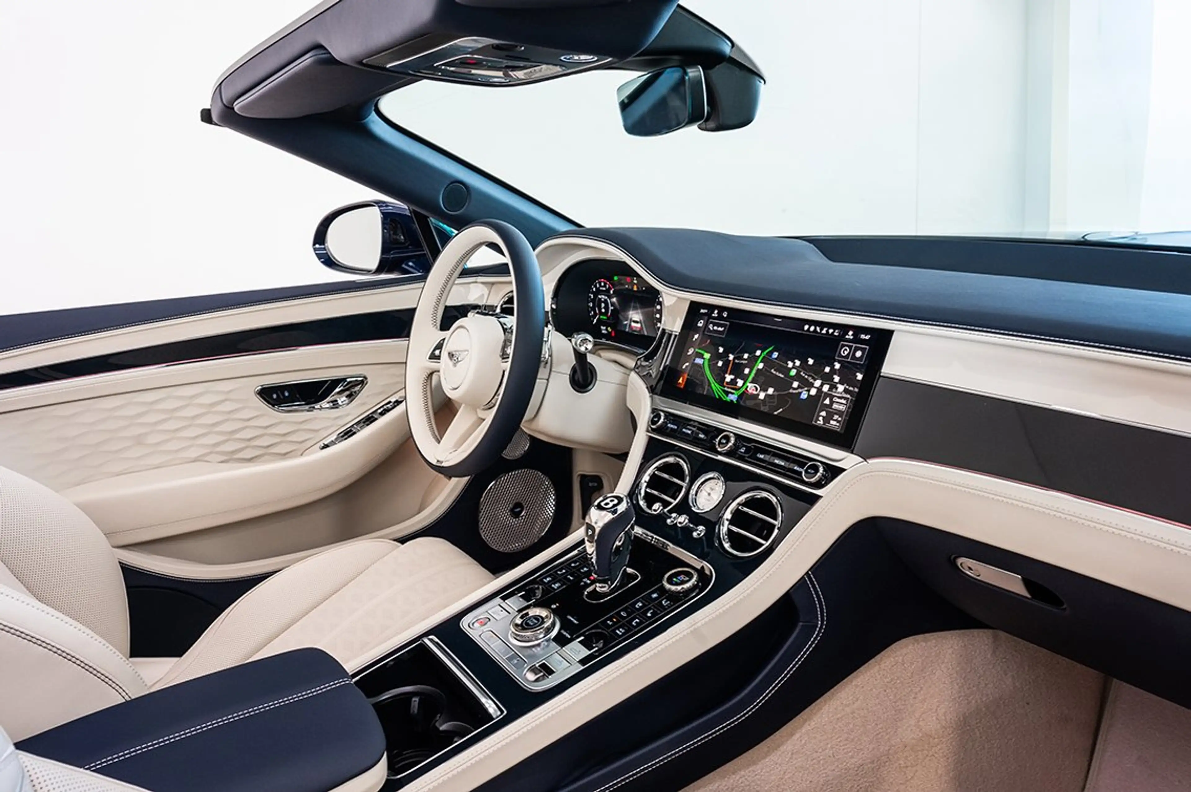 Bentley Continental GTC New Continental GTC Mulliner Hybrid — photo 3