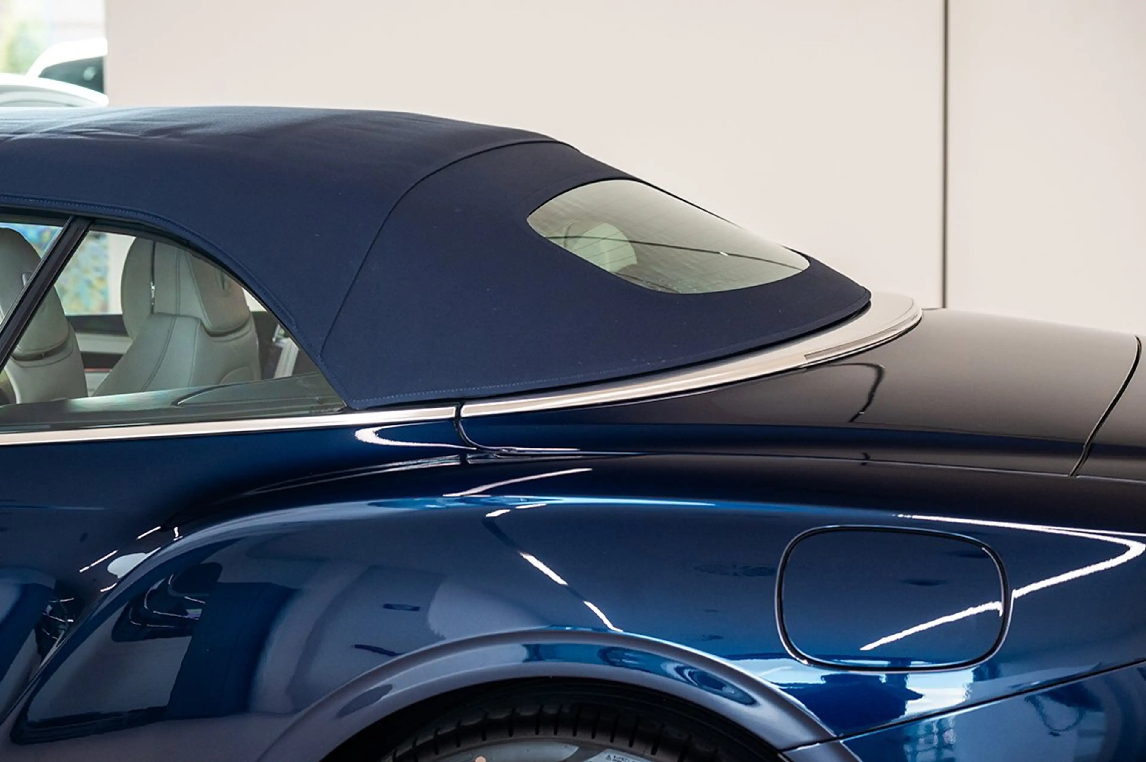 Bentley Continental GTC New Continental GTC Mulliner Hybrid — photo 15
