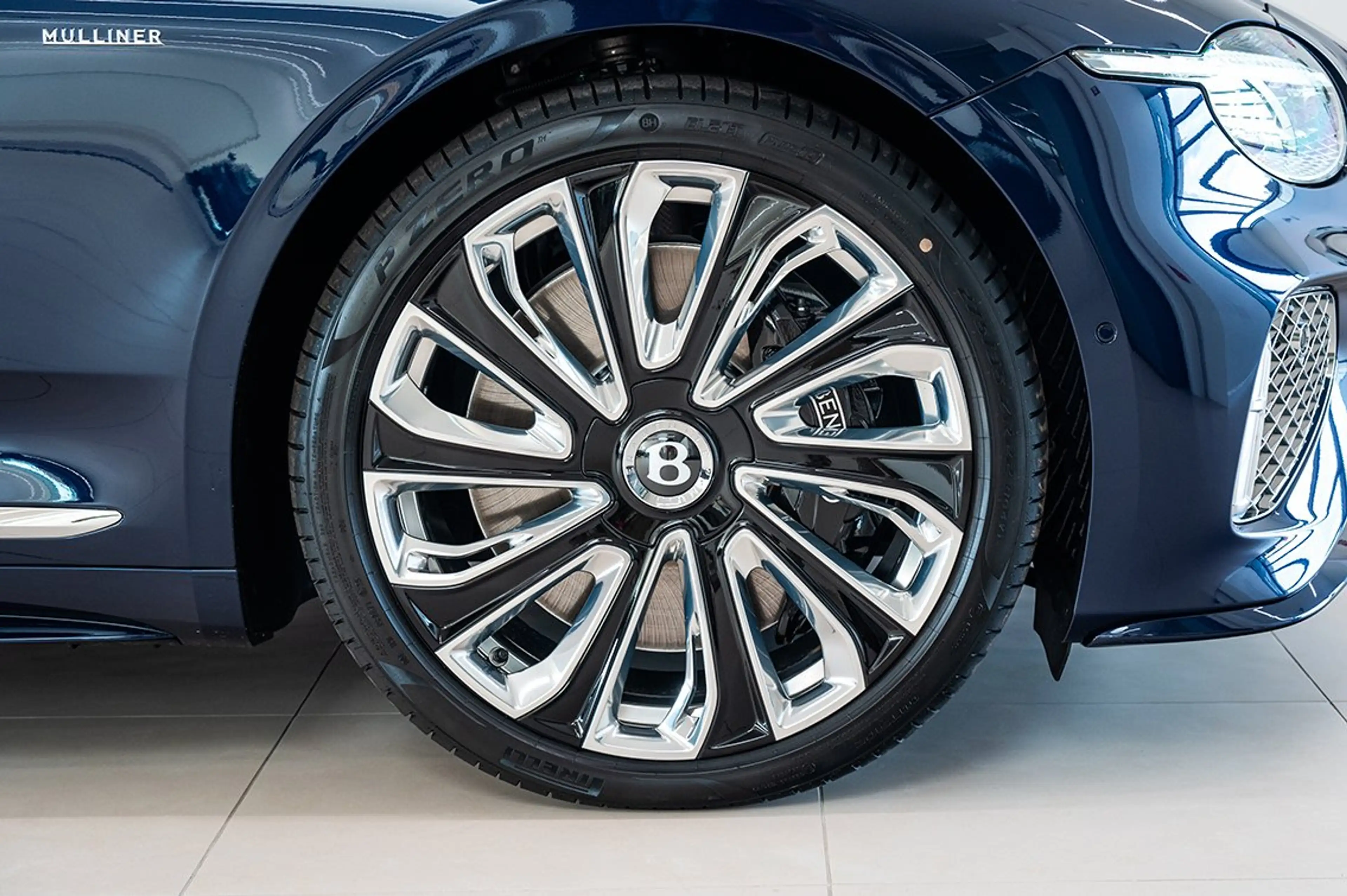Bentley Continental GTC New Continental GTC Mulliner Hybrid — photo 10
