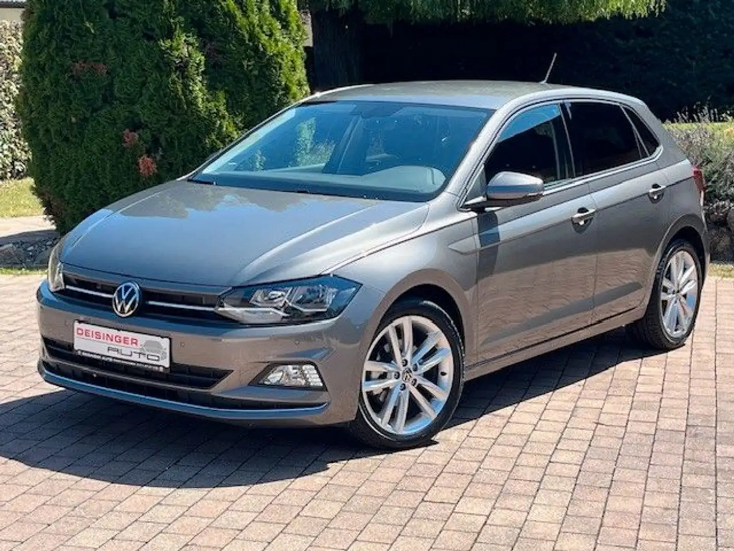 Volkswagen Polo VI Highline *DSG*VIRTUAL*17"LM*NAVI* 6220KM Grijs - 1