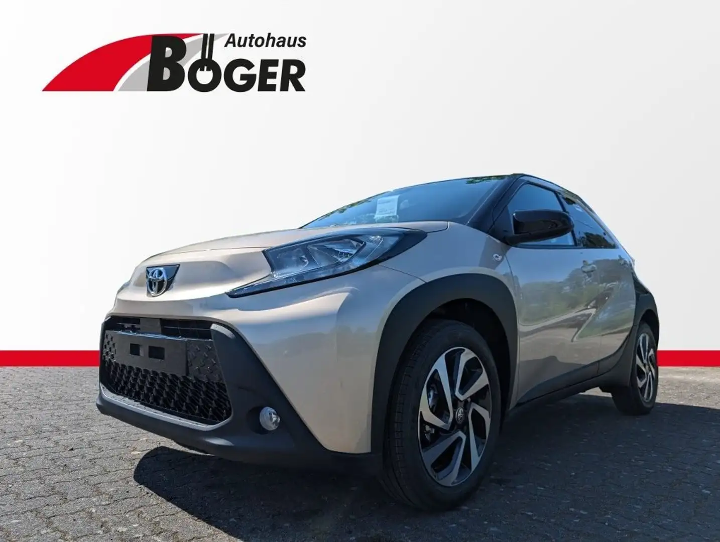 Toyota Aygo X Team D Schwarz - 1
