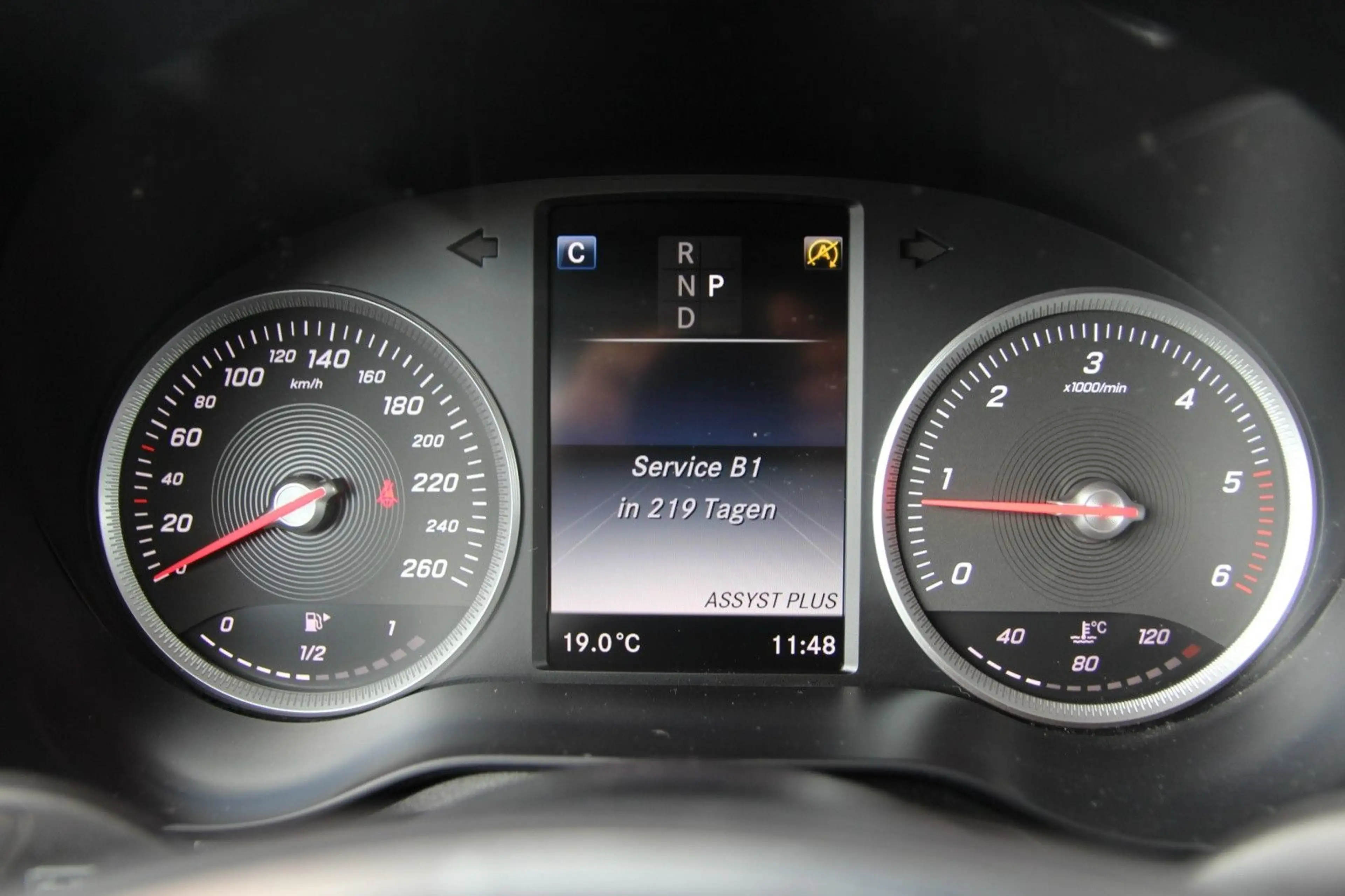 Mercedes-Benz GLC 250 d 4Matic/LED/ Alu/ Totw./Spurh./99tkm — photo 8