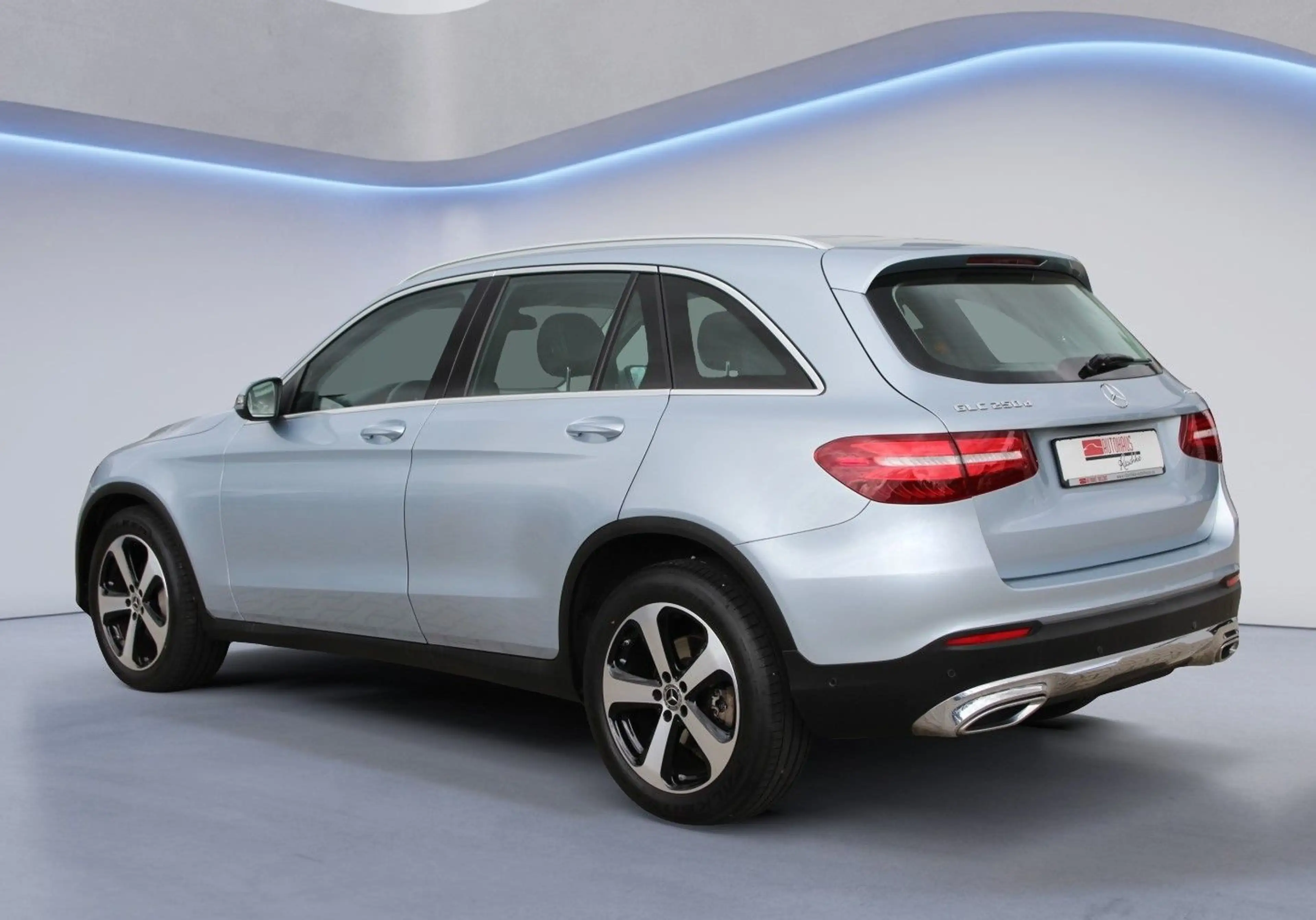 Mercedes-Benz GLC 250 d 4Matic/LED/ Alu/ Totw./Spurh./99tkm — photo 4
