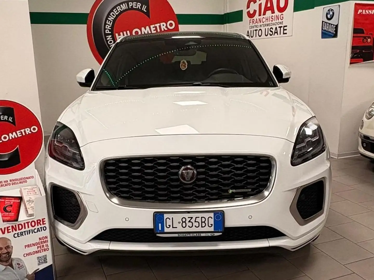 Jaguar E-Pace E-Pace 2021 1.5 i3 mhev R-Dynamic HSE 160cv auto Bianco - 2