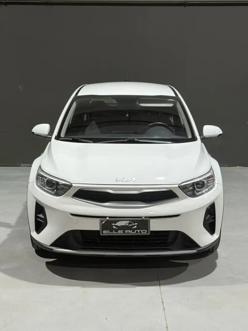 Kia Stonic Stonic 1.2 dpi Style s/Navi Pack gpl 82cv Bianco - 2