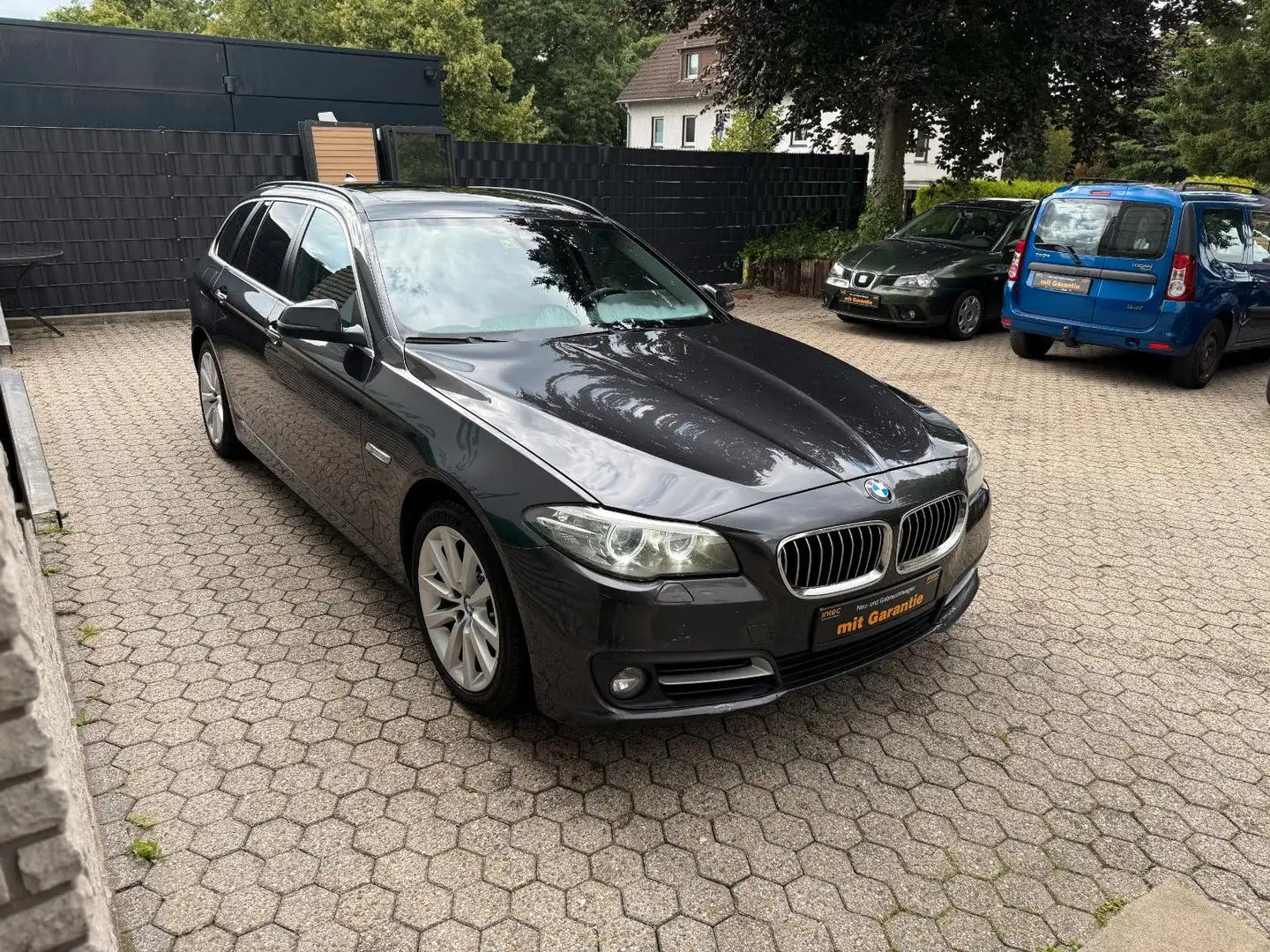 BMW 520 Baureihe 5 Touring 520 d PANAROMADACH Grau - 2