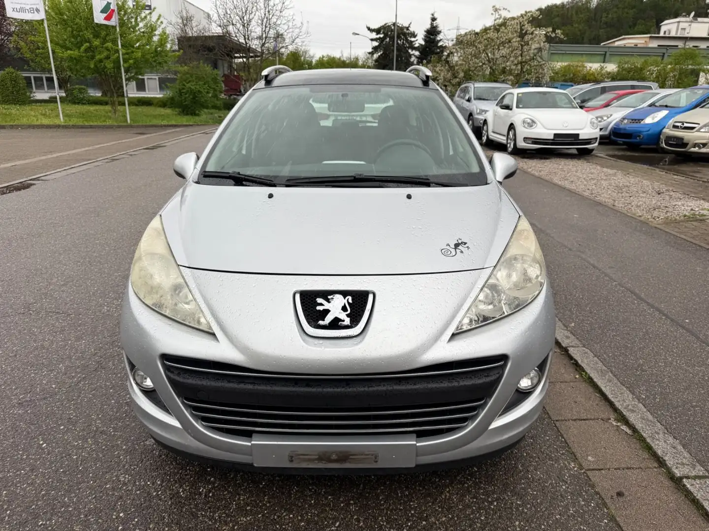 Peugeot 207 1.4 SW Tendance TÜV EURO 5 Grau - 2