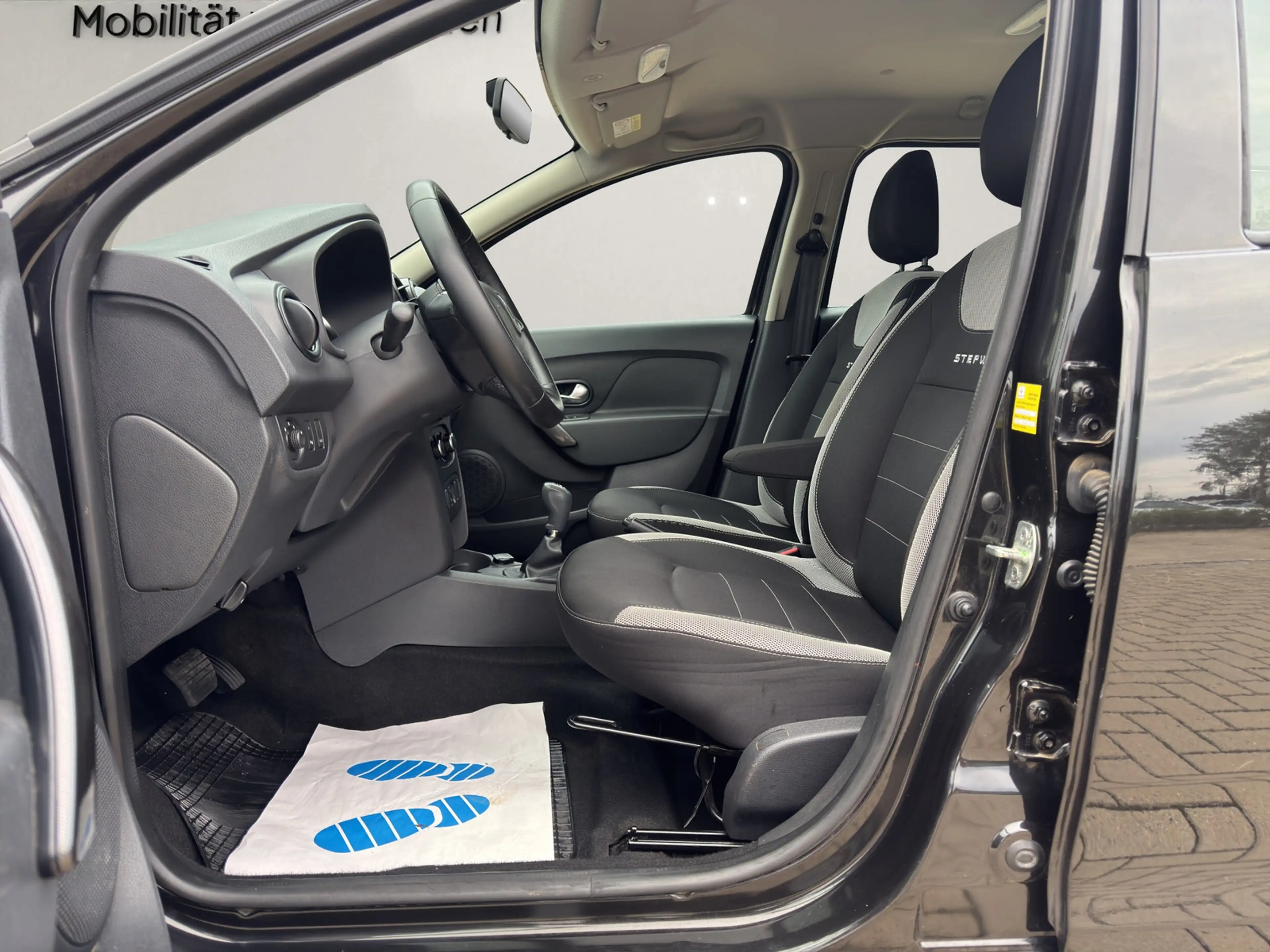Dacia Logan Stepway MCV II Kombi~AUTOMATIK~KLIMA~ALLWETTER~NAV — photo 12