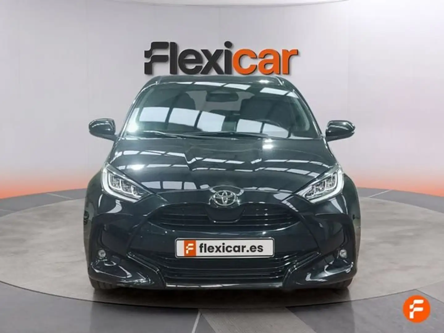 Toyota Yaris 120H 1.5 Business Plus Negro - 2