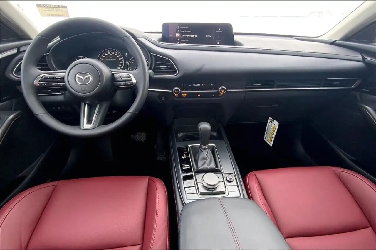 Mazda CX-30 снимка Mazda CX-30