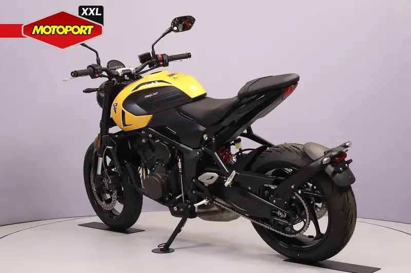 Triumph Trident 660 - foto 6