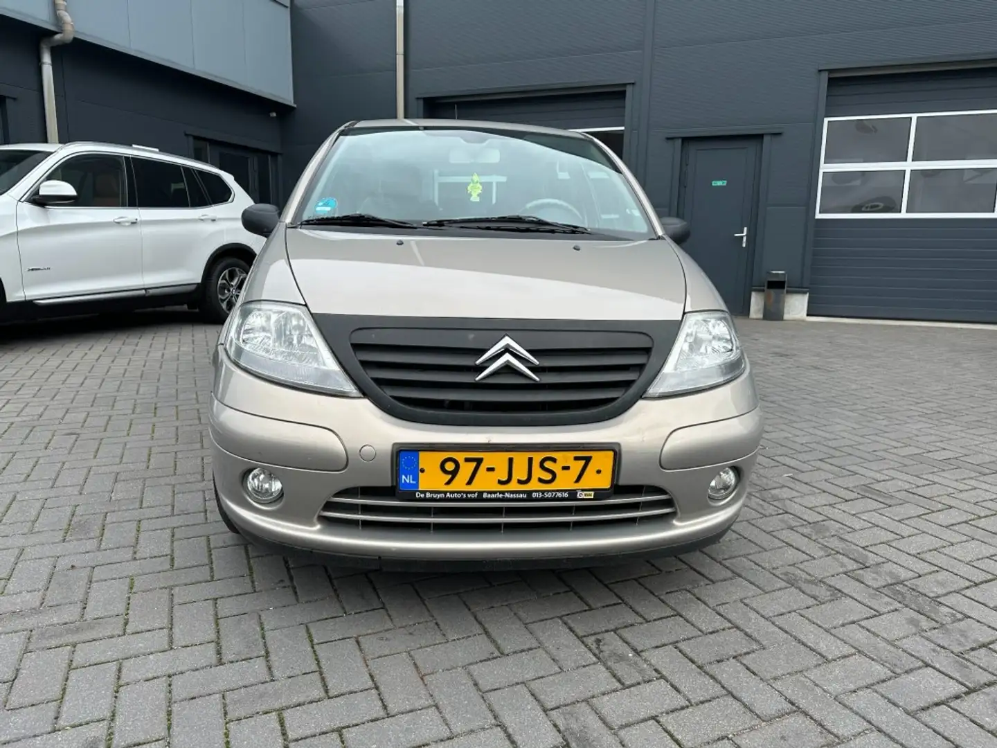 Citroen C3 1.4i Exclusive Clima APK dec.2026 ! Beige - 2