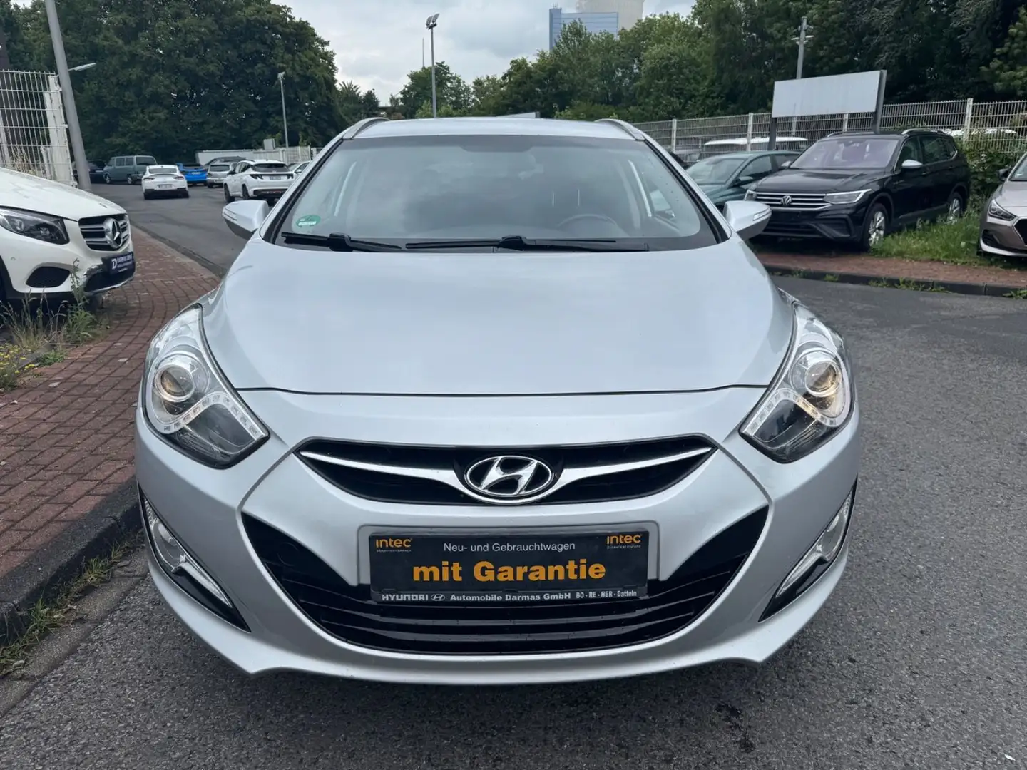Hyundai i40 I40/1,6EDITION/KLIMAAUT/ALU/PDC/8XBEREIFT/S.HEFT Argent - 2