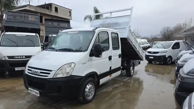 Iveco Daily DOPPIA CABINA 7 POSTI RIBALTABILE TRILATE. 2.3 MJT