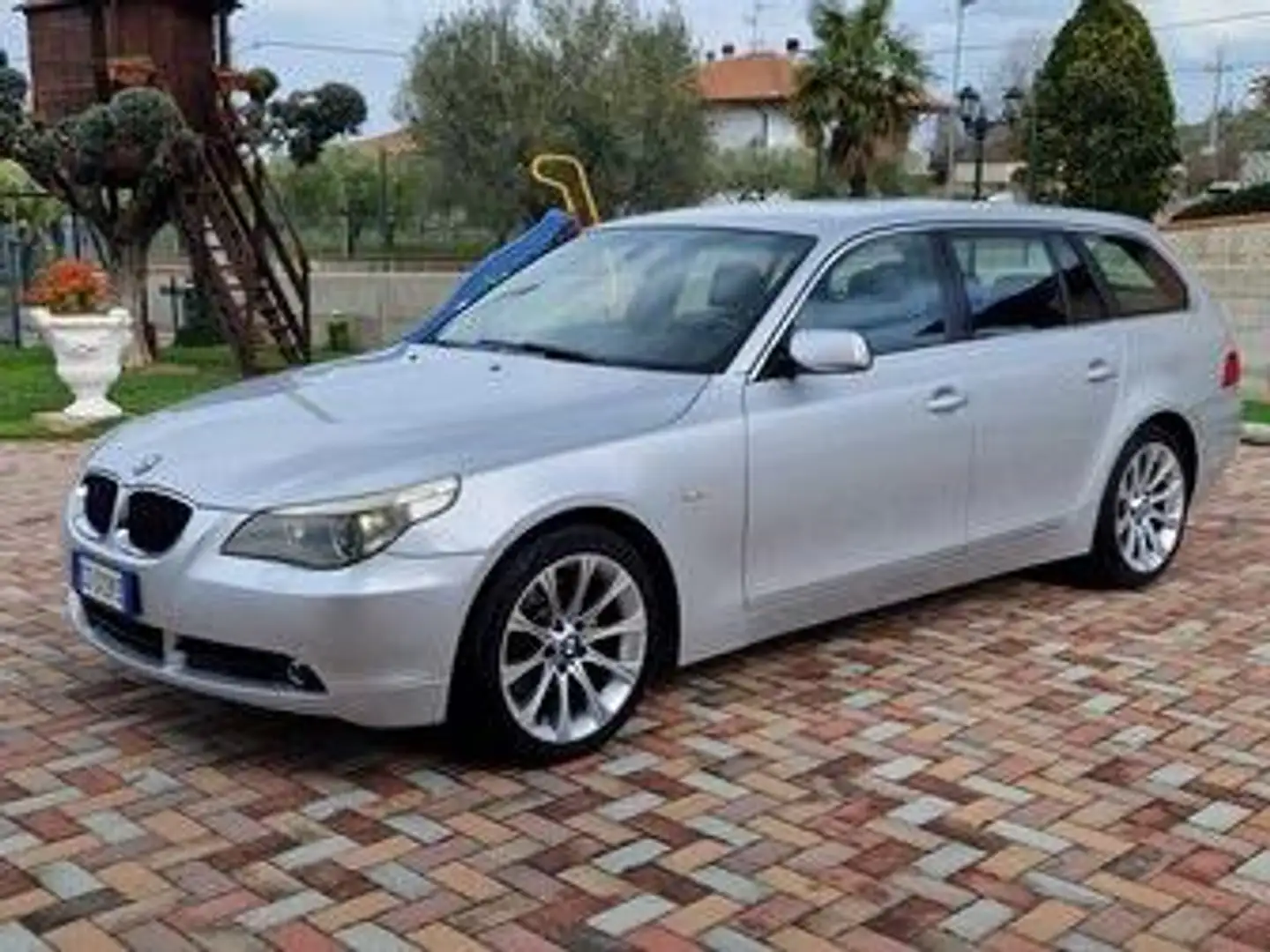 BMW 530 Serie 5 E61 2003 Touring 530d Touring Attiva Argent - 1