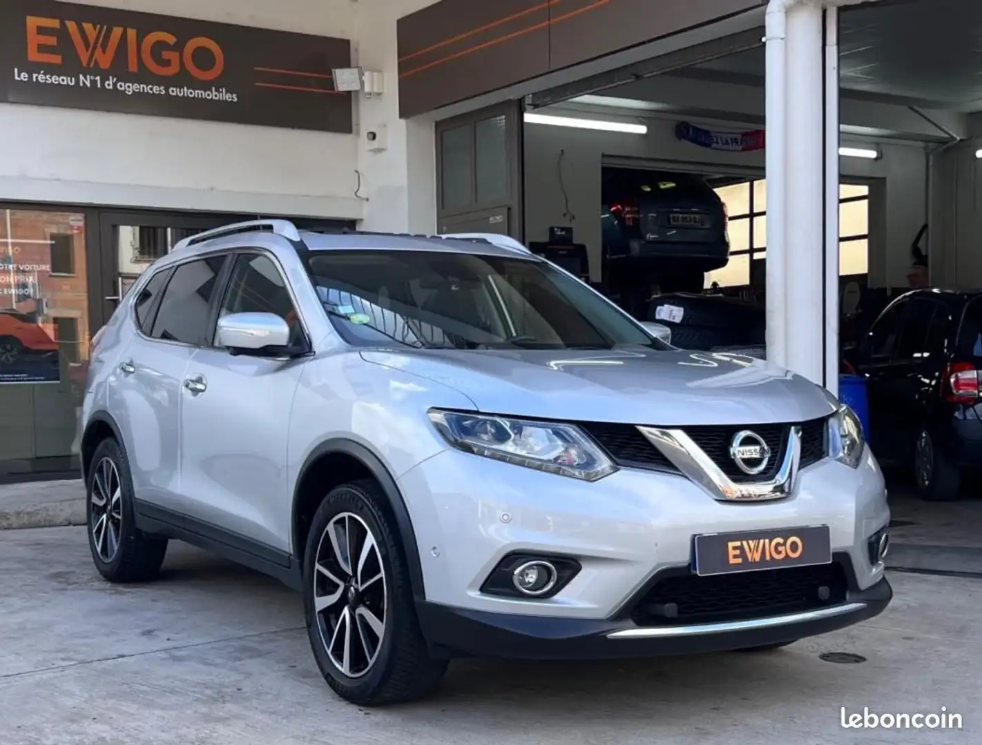 Nissan X-Trail 1.6 DCI 130 TEKNA 2WD + SIÈGES AV ÉLECTRIQUES-CHAUFFANTS TOIT OUVRANT CAMÉRA Gris - 1