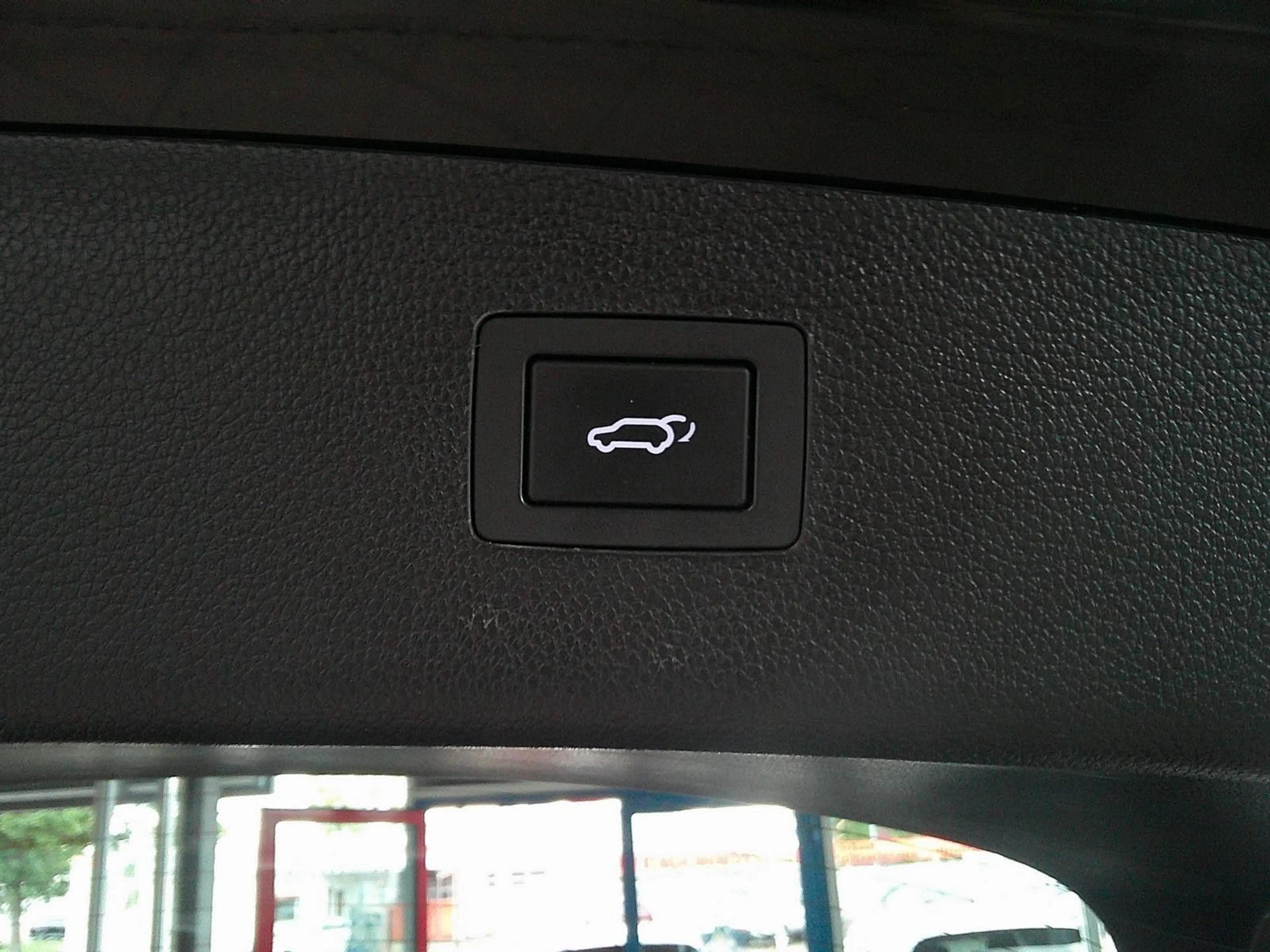 Hyundai i40 cw SPACE PLUS PANO SD NAV ***MEGAVOLL*** — photo 7