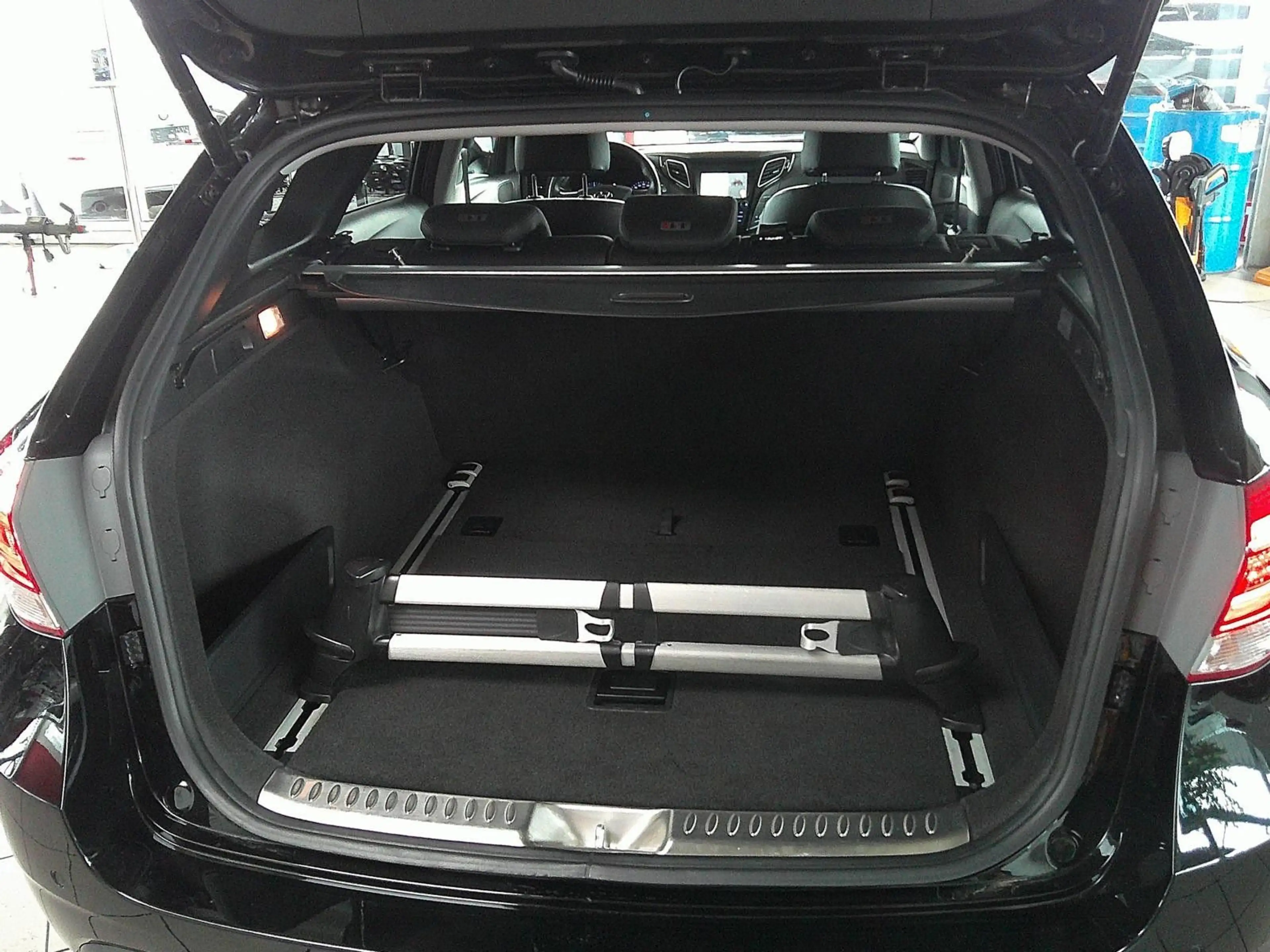 Hyundai i40 cw SPACE PLUS PANO SD NAV ***MEGAVOLL*** — photo 5