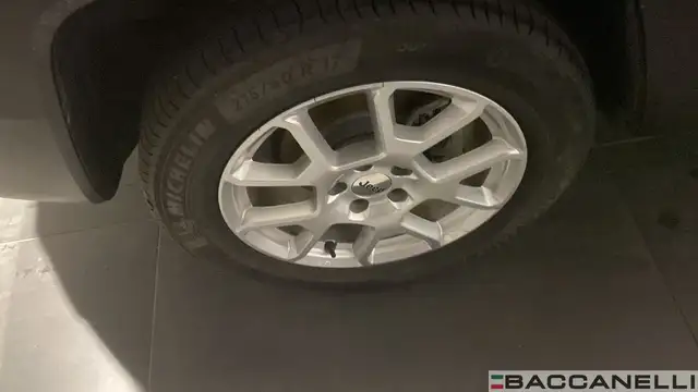 Jeep Renegade view 7