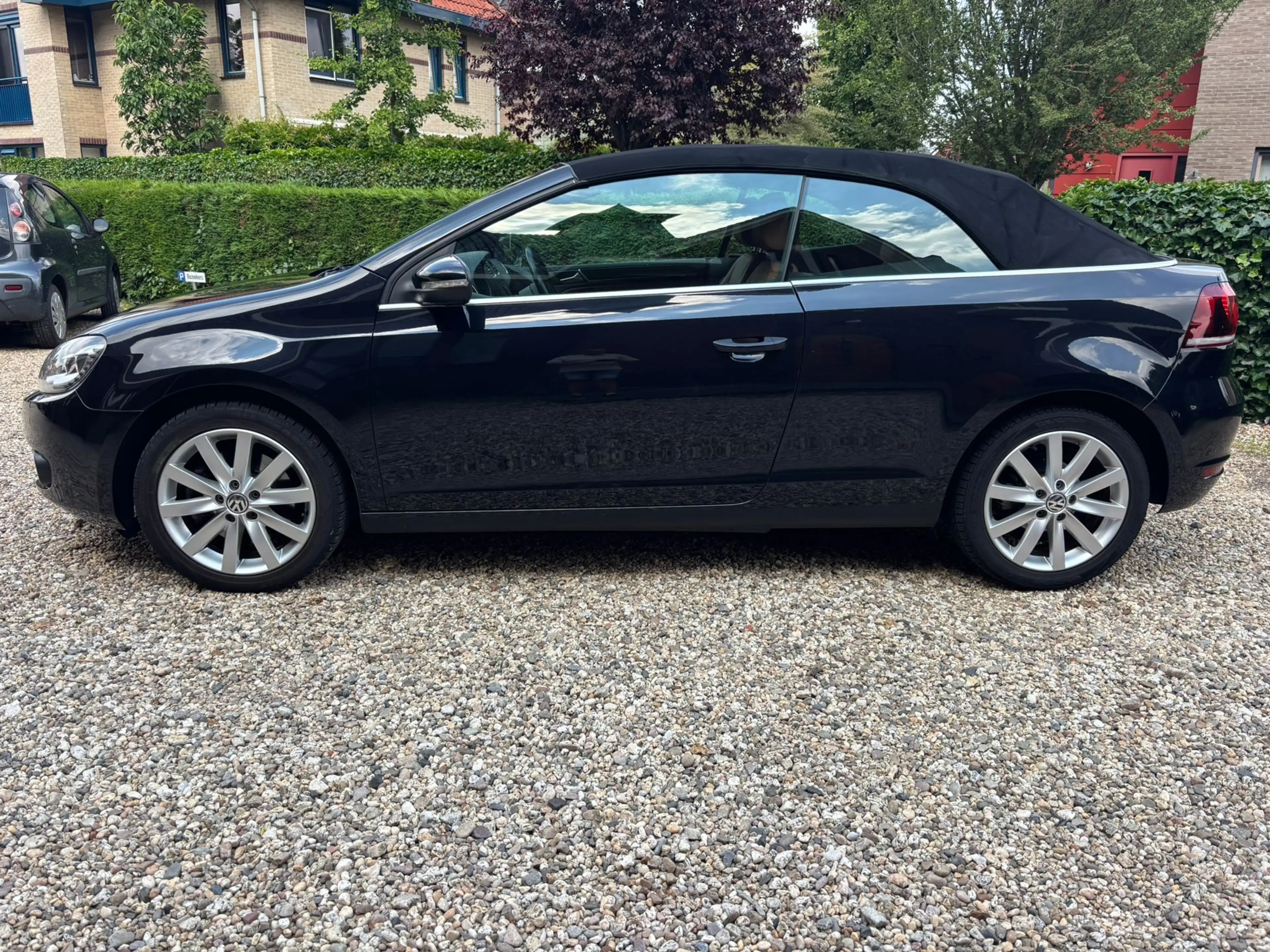Volkswagen Golf Cabriolet 1.4 TSI — photo 14