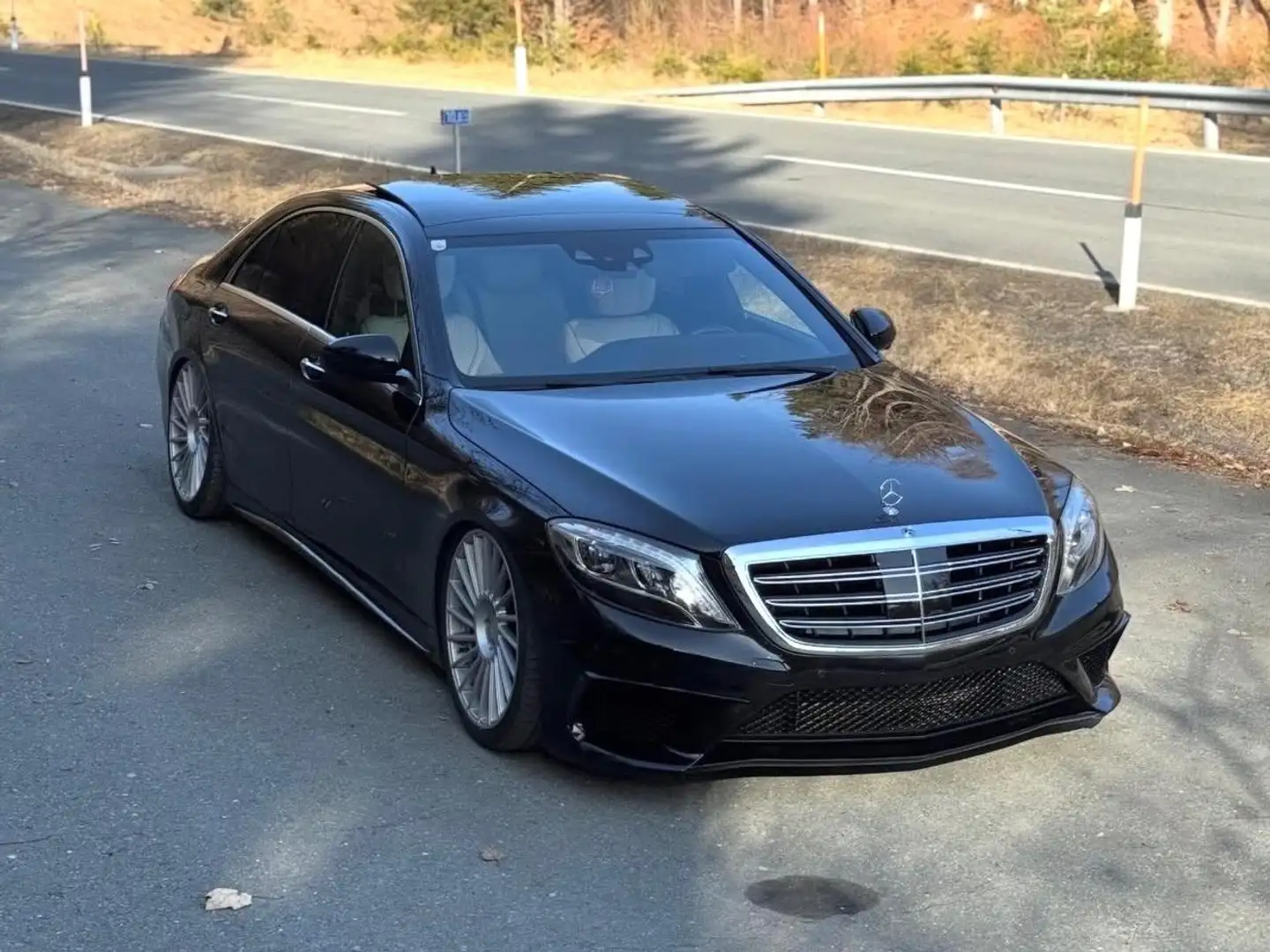 Mercedes-Benz S 350 S 350 d 4Matic lang Aut. Schwarz - 2