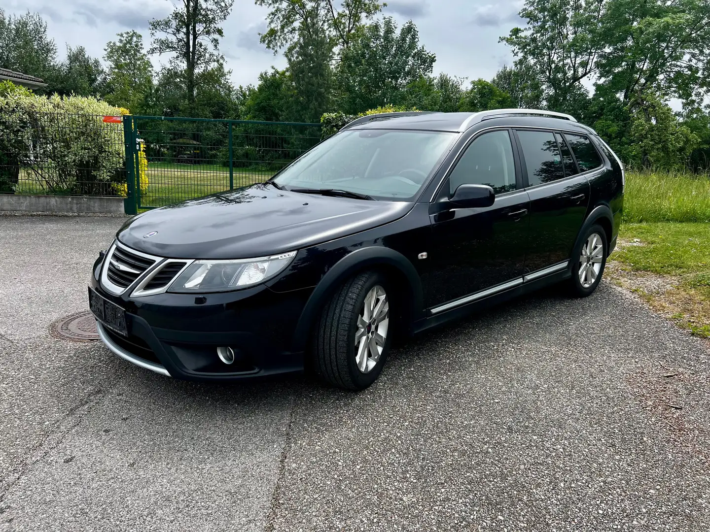 Saab 9-3 9-3 X EcoPower 1,9 TTiD Schwarz - 2