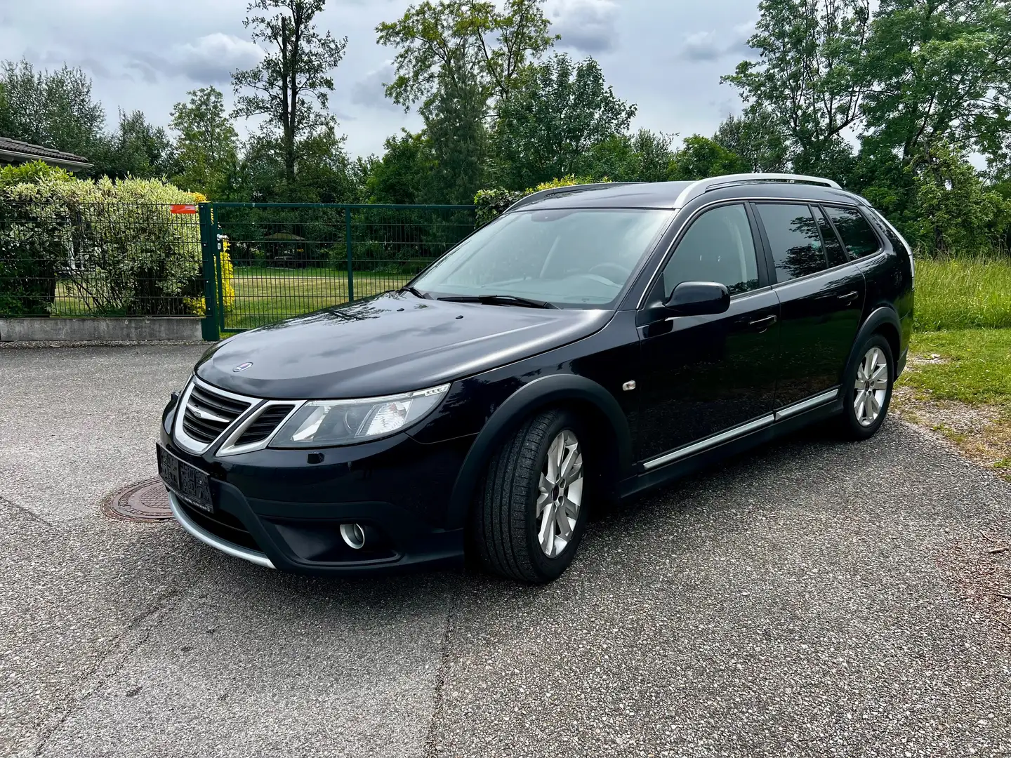 Saab 9-3 9-3 X EcoPower 1,9 TTiD Schwarz - 1