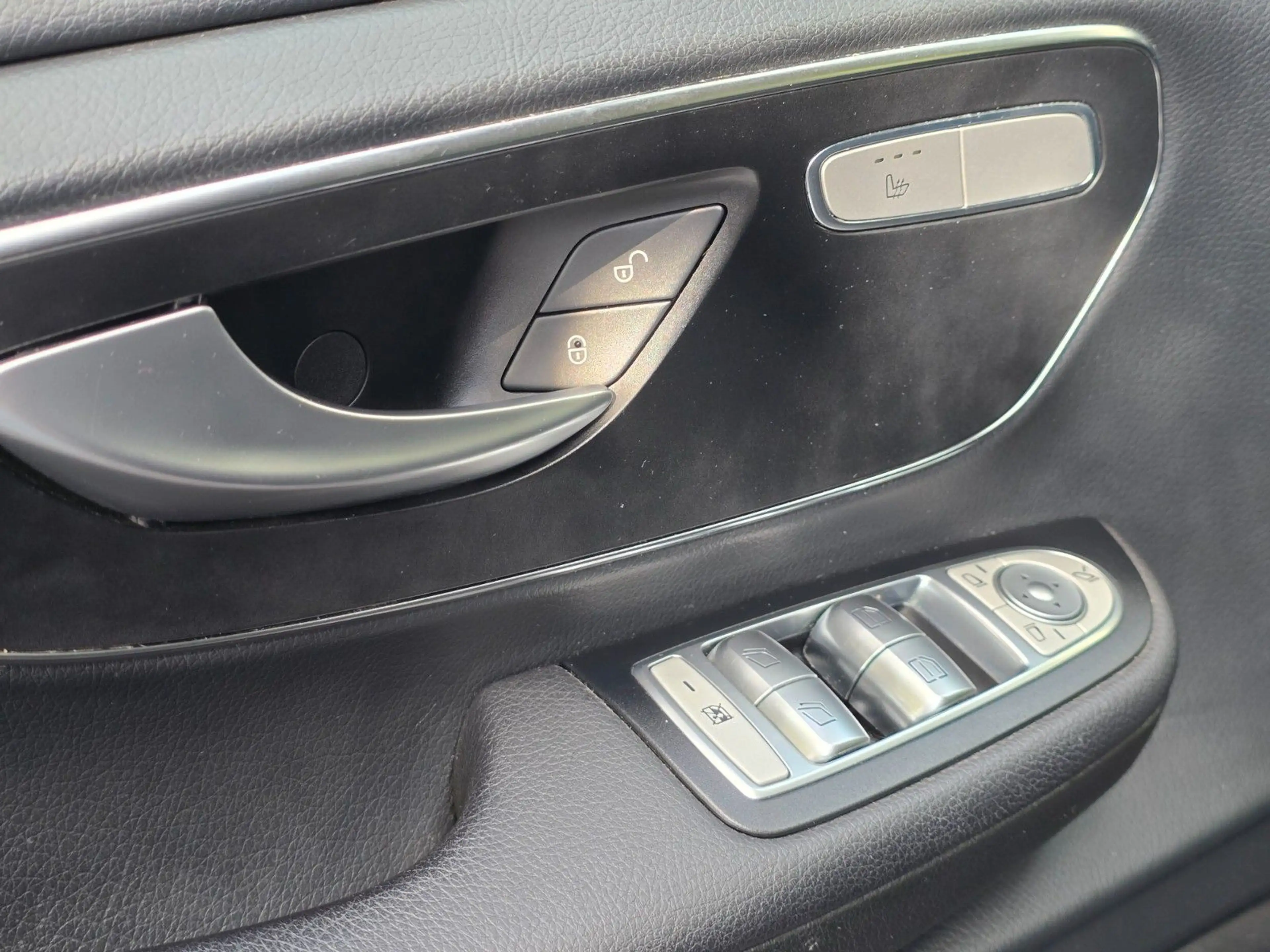 Mercedes-Benz 220 V 220 CDI EDITION*7Sitze*2.Hd*Navi*Kamera* — photo 10