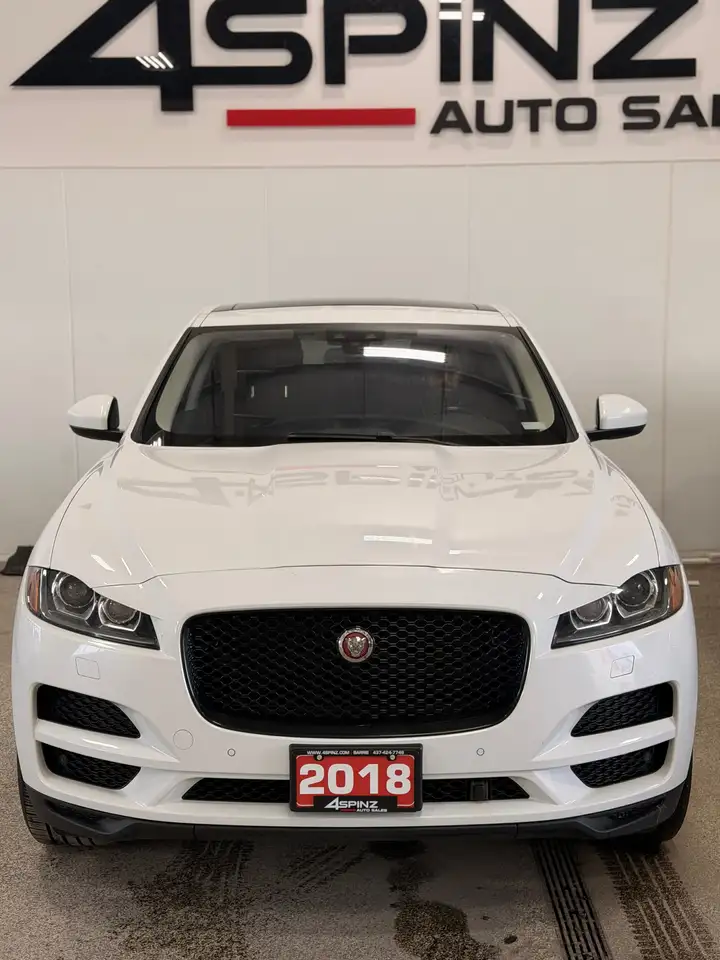 Jaguar F-Pace снимка Jaguar F-Pace