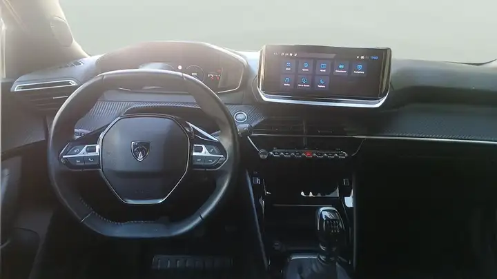 Peugeot 2008 2023, foto 15