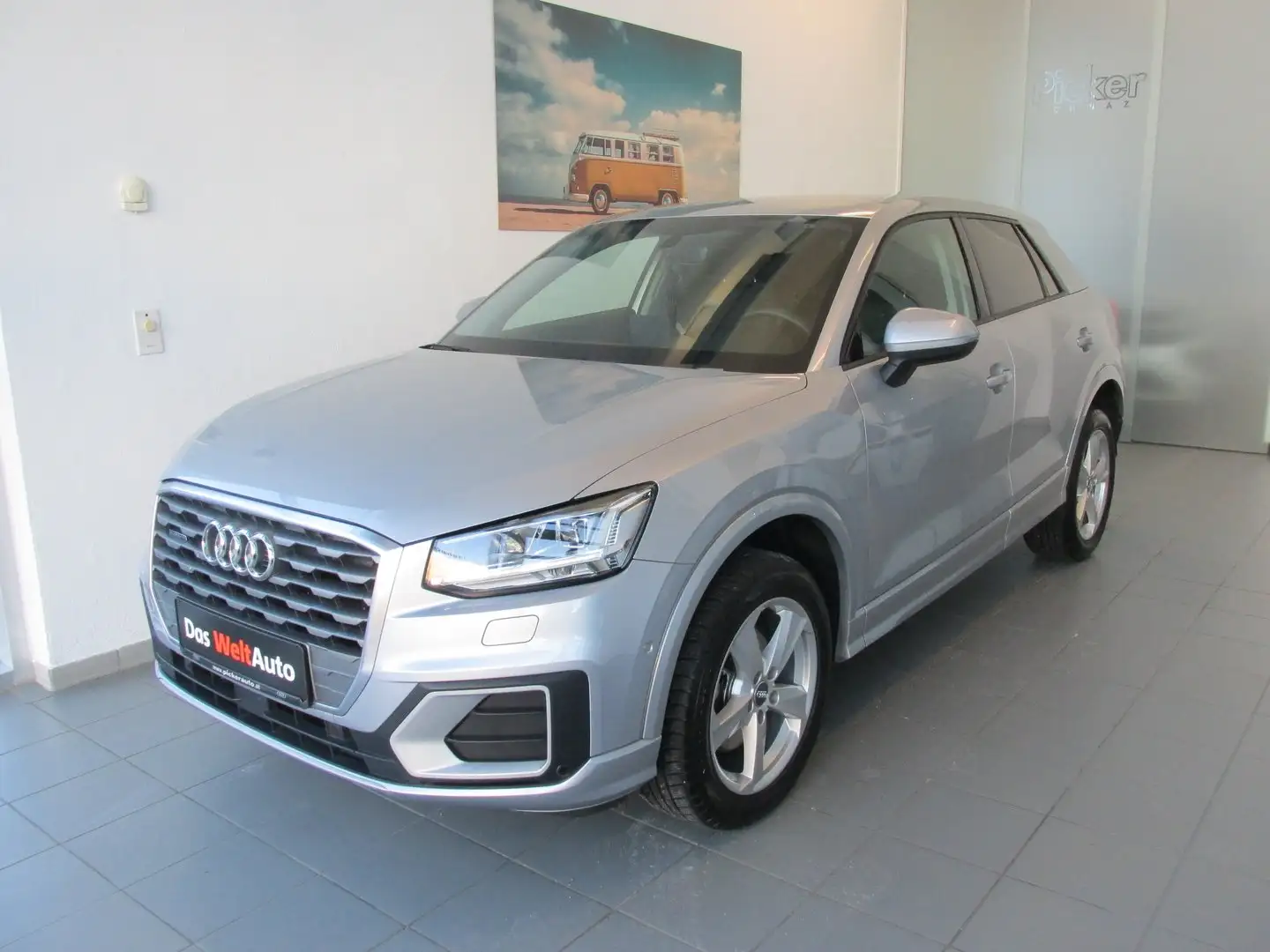 Audi Q2 2.0 TDI quattro Sport Silber - 2